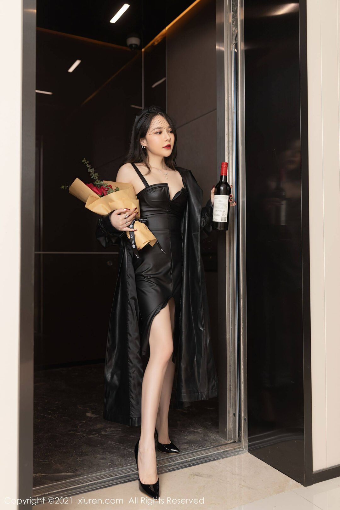 [秀人XiuRen] No.4021 鱼子酱FishXiuren秀人写真高清美女套图写真下载-看套图看套图