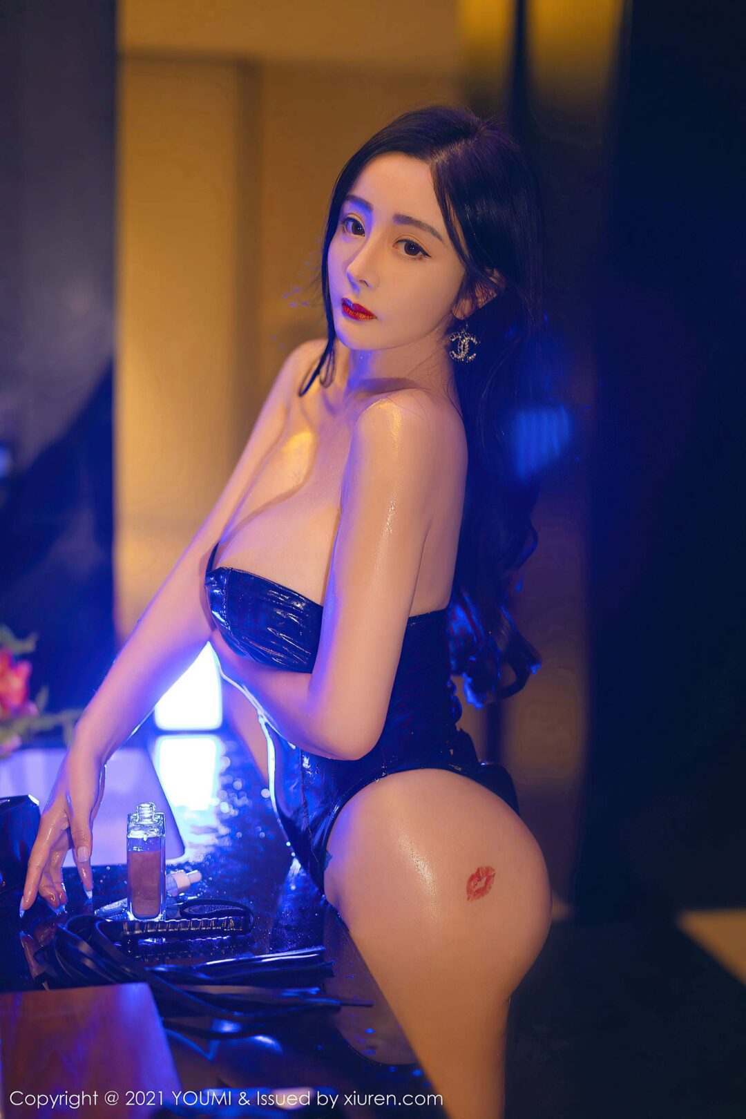 [尤蜜荟YouMi] Vol.716 允爾Xiuren秀人写真高清美女套图写真下载-看套图看套图