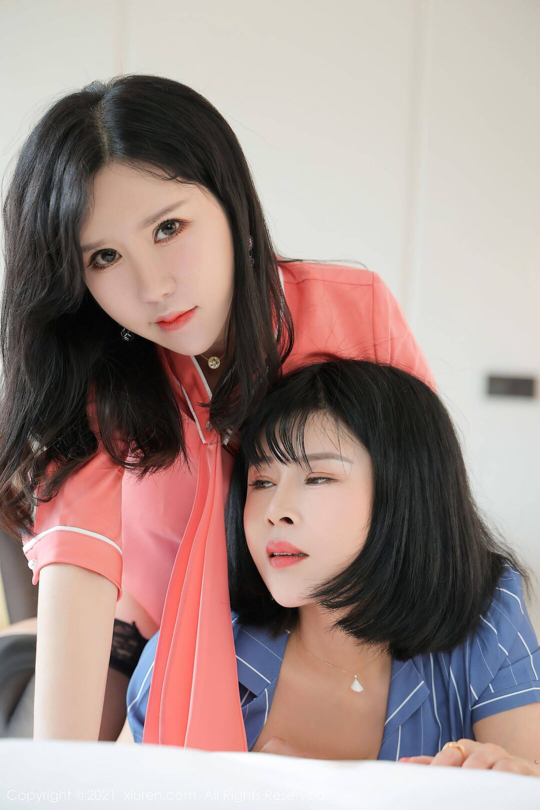 [秀人XiuRen] No.3699 乖乖小野喵&Lucky沈欢欣Xiuren秀人写真高清美女套图写真下载-看套图看套图