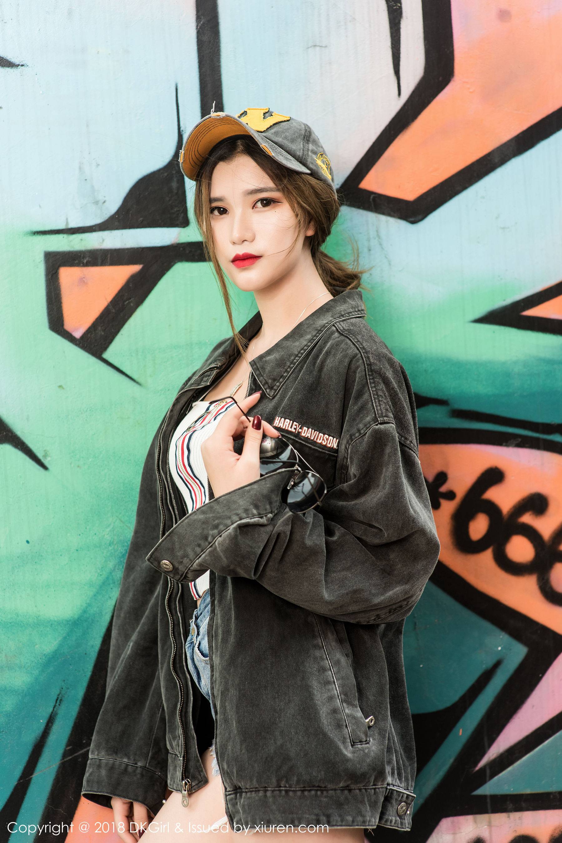 Ting婷婷《美乳美臀美腿魅力诱惑》 [御女郎DKGirl] Vol.062Xiuren秀人写真高清美女套图写真下载-看套图看套图