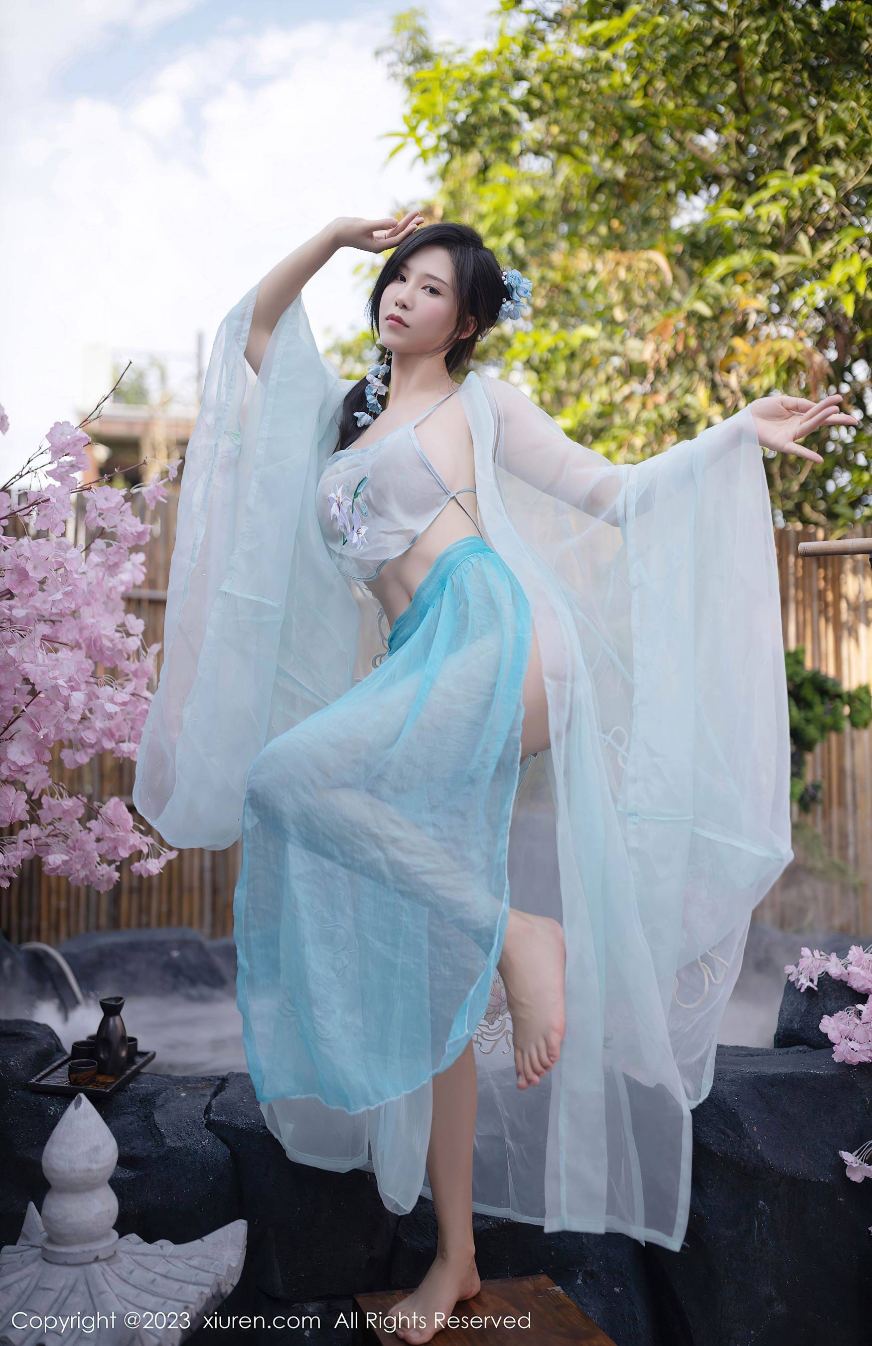 [XiuRen秀人网] No.6991 利世 古装美腿Xiuren秀人写真高清美女套图写真下载-看套图看套图