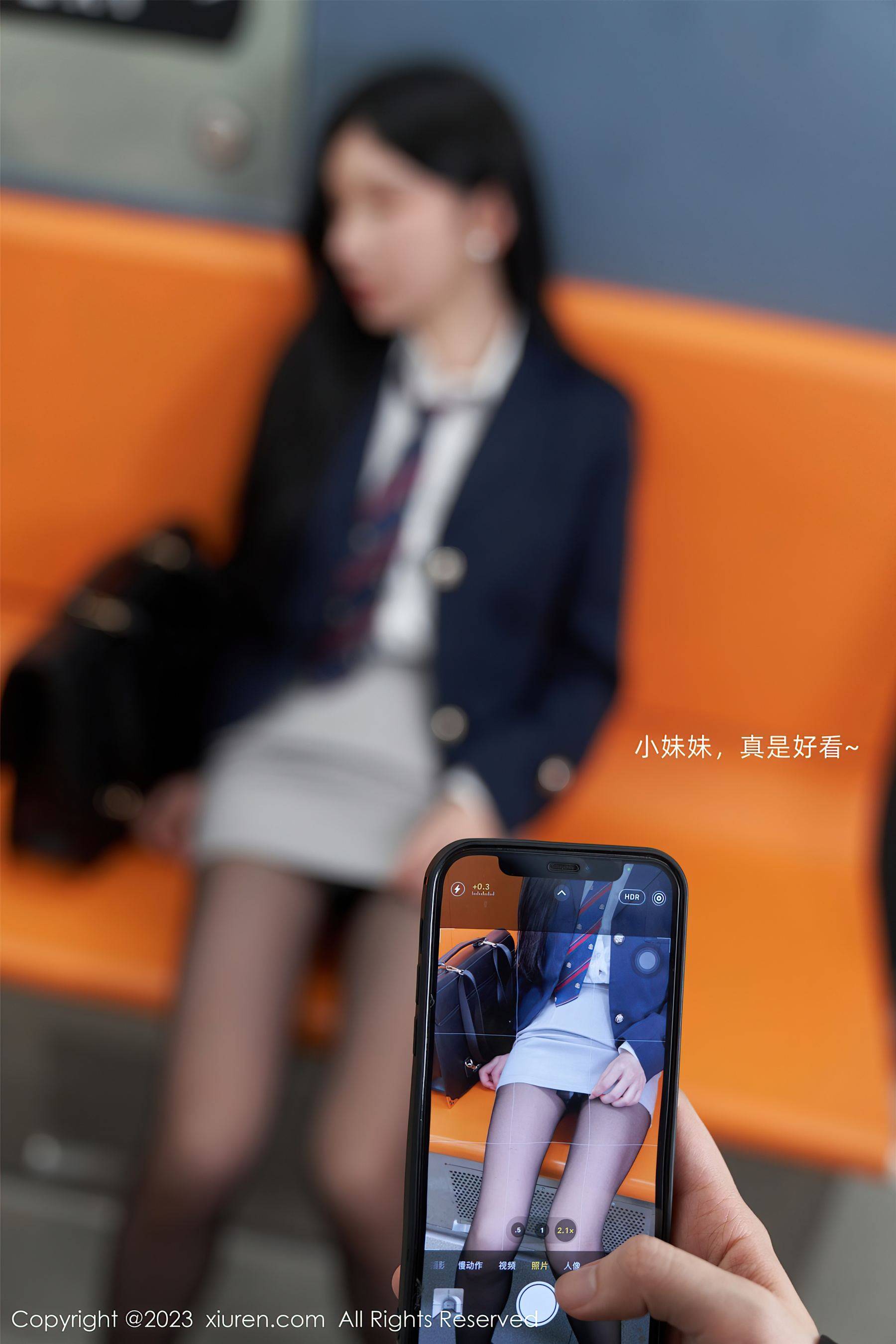 [XiuRen秀人网] No.7086 周于希Sally 制服短裙Xiuren秀人写真高清美女套图写真下载-看套图看套图