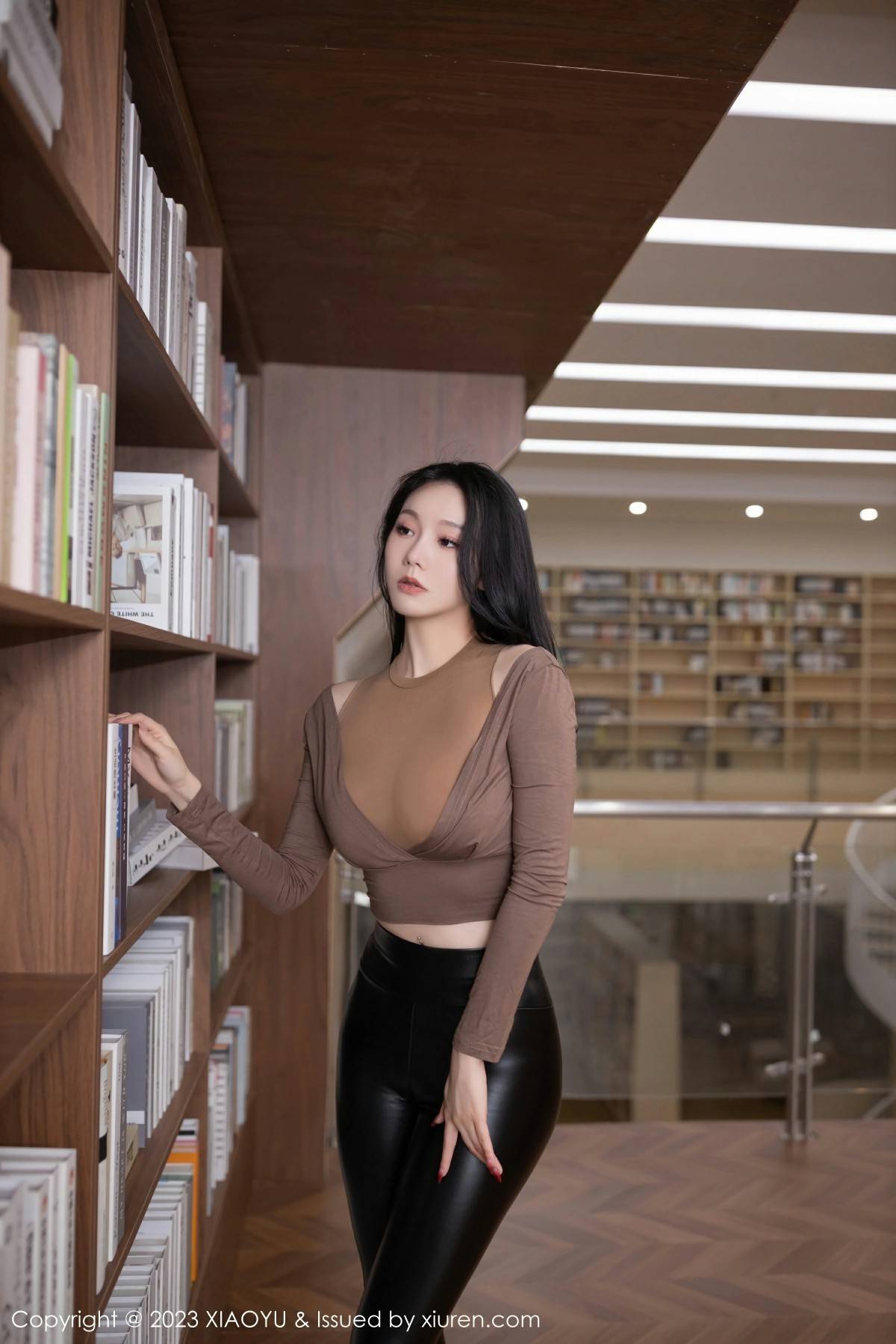 [XiuRen秀人网] 2023.07.25 No.7133 安然anranXiuren秀人写真高清美女套图写真下载-看套图最新发布论坛Xiuren秀人写真高清美女套图写真下载-看套图免费套图Xiuren秀人写真高清美女套图写真下载-看套图看套图