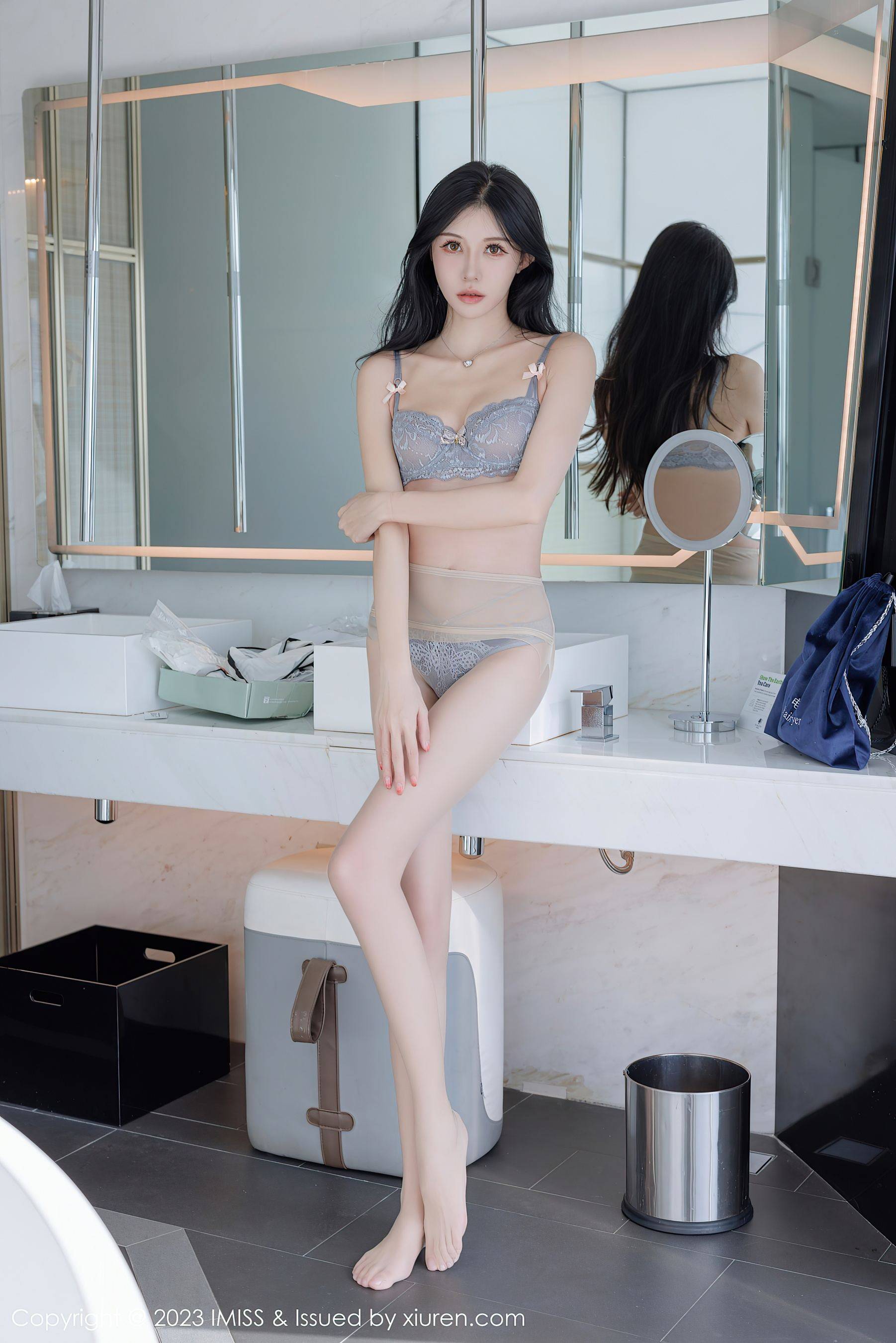 [IMISS爱蜜社] VOL.746 泥鳅鳅 时尚美腿Xiuren秀人写真高清美女套图写真下载-看套图看套图