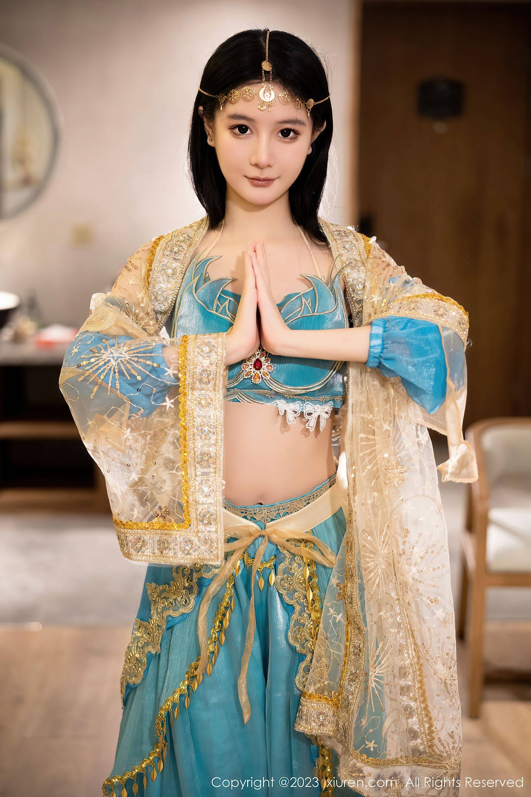 [XiuRen秀人网] No.7469 幼幼 西域舞娘美腿Xiuren秀人写真高清美女套图写真下载-看套图看套图