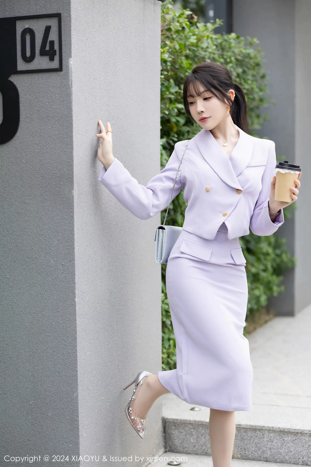 [XiaoYu画语界]Vol.1178_女神徐莉芝Booty性感淡紫短裙套装露淡紫蕾丝内衣迷人诱惑写真88PXiuren秀人写真高清美女套图写真下载-看套图看套图