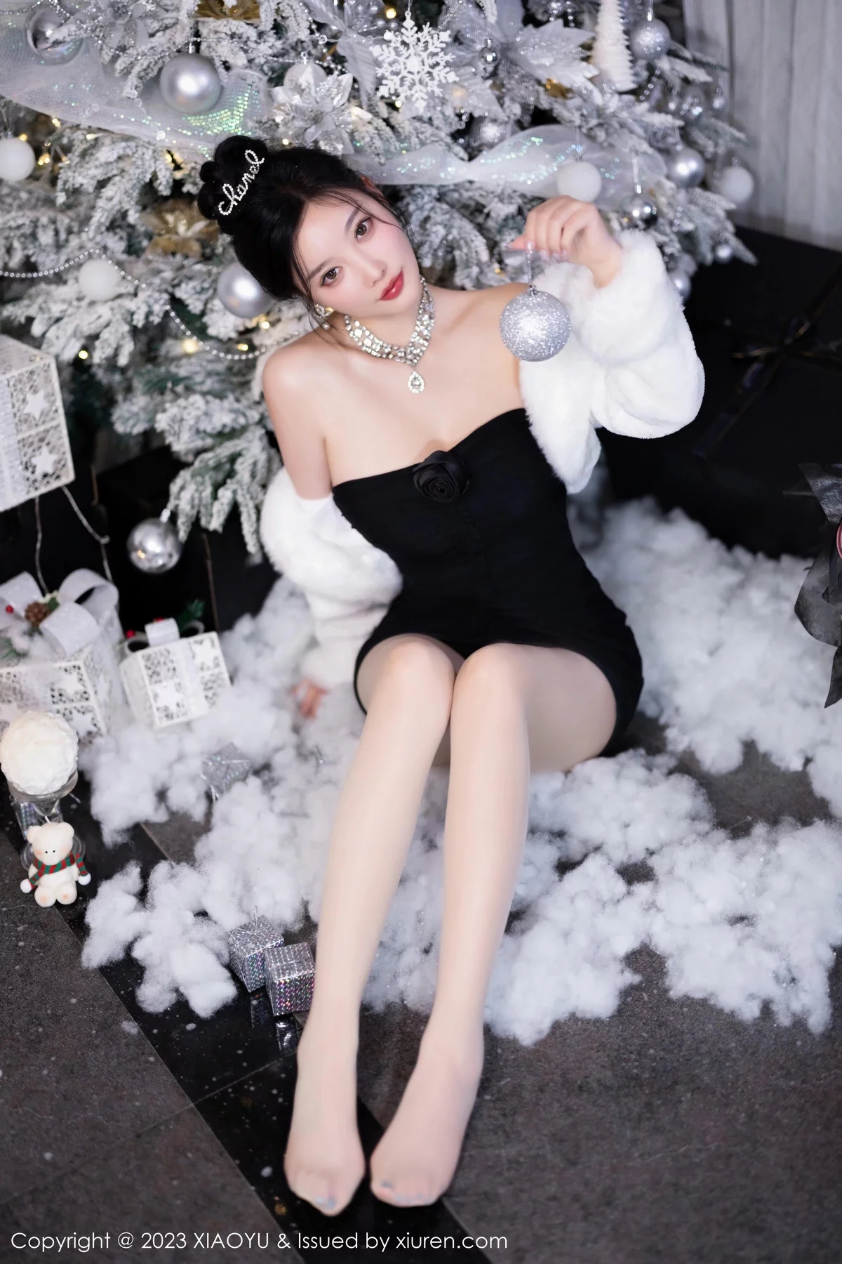 [XiaoYu画语界]Vol.1170_女神杨晨晨Yome圣装主题性感情趣圣诞服饰秀惹火身材诱惑写真90PXiuren秀人写真高清美女套图写真下载-看套图看套图
