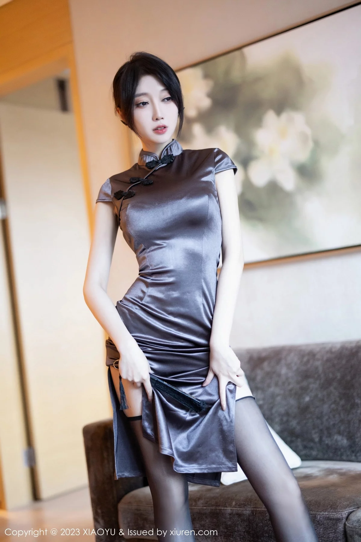 [XiaoYu画语界]Vol.1164_模特玥儿玥er性感灰色旗袍露浅色内衣配黑丝吊袜极致魅惑写真87PXiuren秀人写真高清美女套图写真下载-看套图看套图