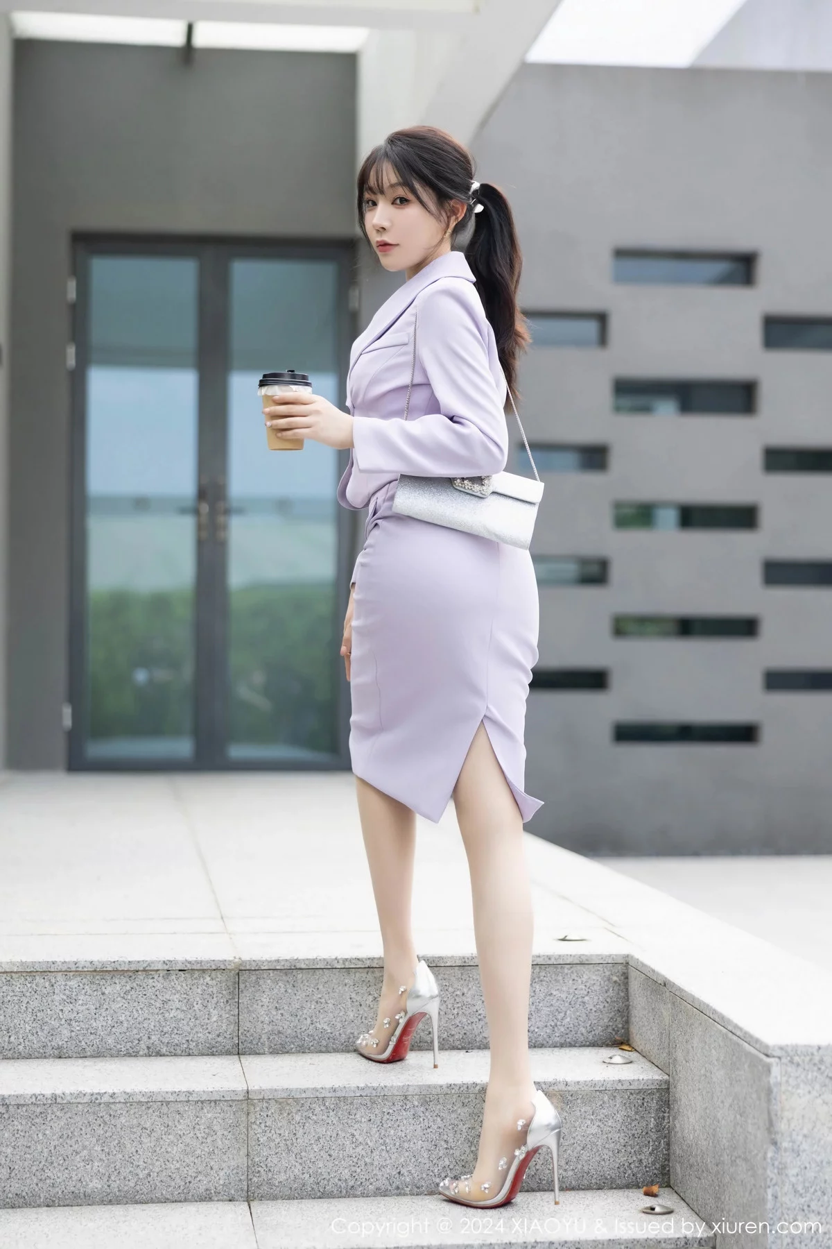 [XiaoYu画语界]Vol.1178_女神徐莉芝Booty性感淡紫短裙套装露淡紫蕾丝内衣迷人诱惑写真88PXiuren秀人写真高清美女套图写真下载-看套图看套图