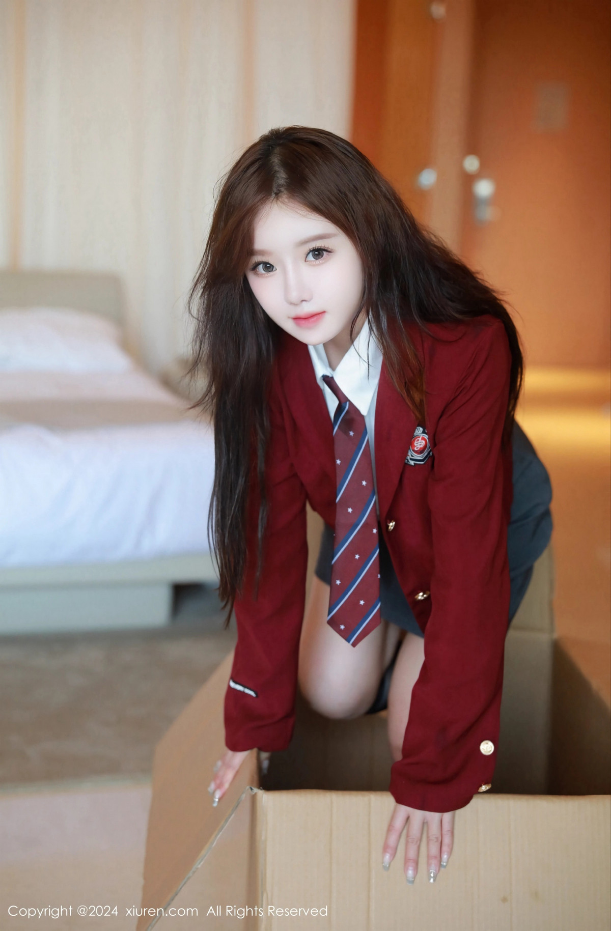 [XiuRen秀人网]No.8044_模特小薯条nienie性感红色制服露黑色线式情趣内衣惹火诱惑写真74PXiuren秀人写真高清美女套图写真下载-看套图看套图