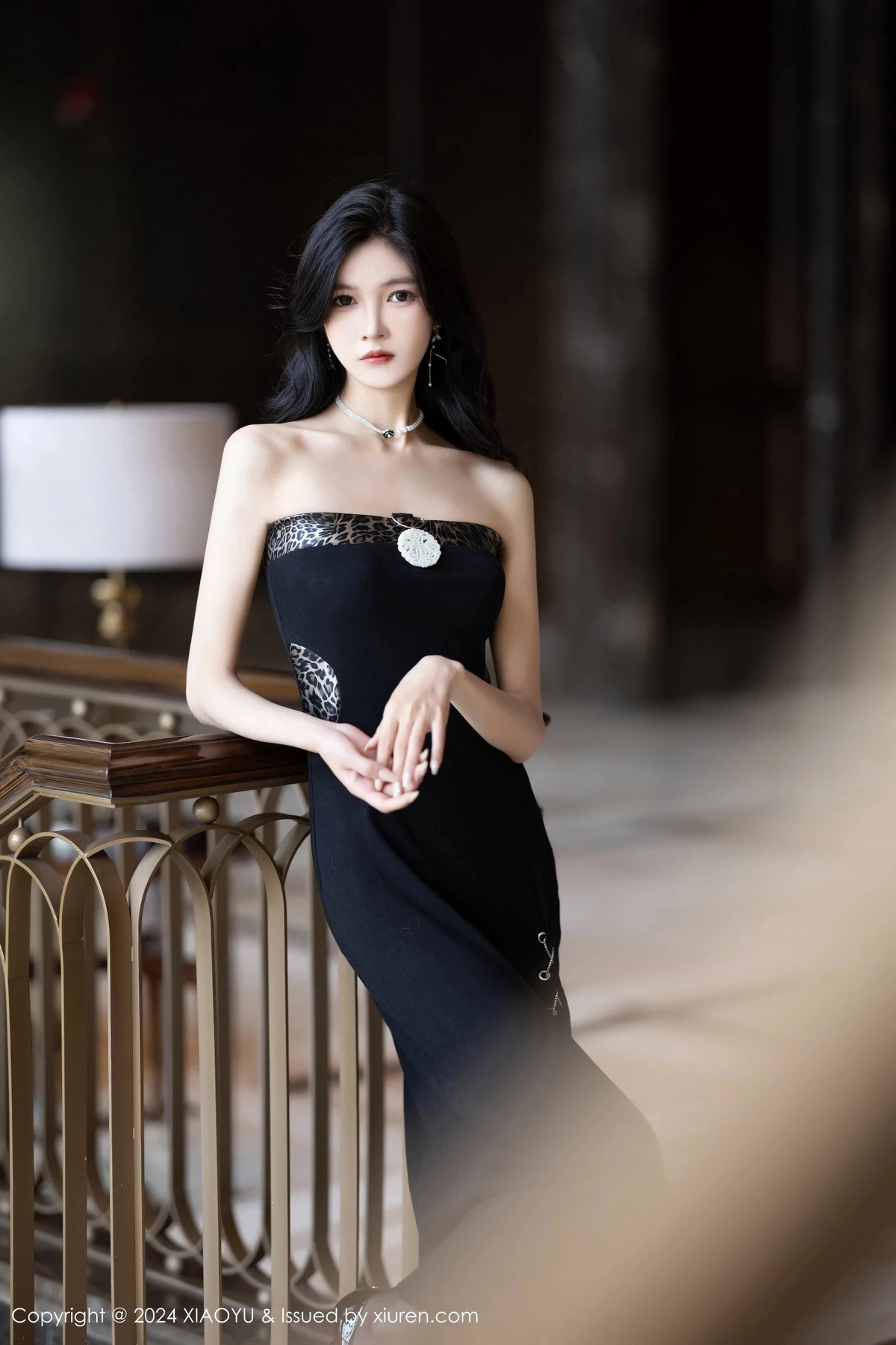 [XiaoYu画语界]Vol.1201_模特程程程白色吊带长裙+性感黑色服饰秀曼妙身姿迷人诱惑写真81PXiuren秀人写真高清美女套图写真下载-看套图看套图