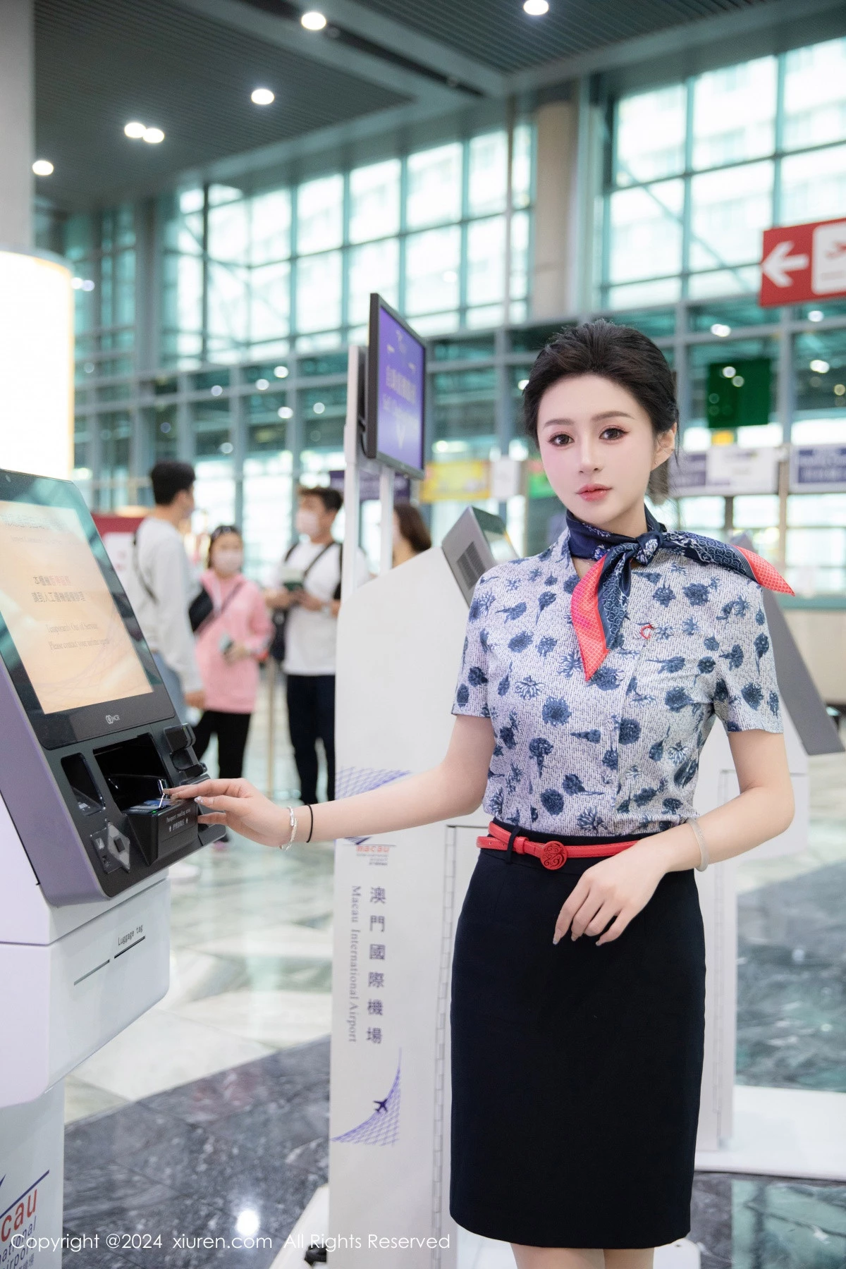 [XiuRen秀人网]No.8248_模特林幼一性感空姐制服露绿色内衣配开档肉丝秀丰腴身姿诱惑写真78PXiuren秀人写真高清美女套图写真下载-看套图看套图