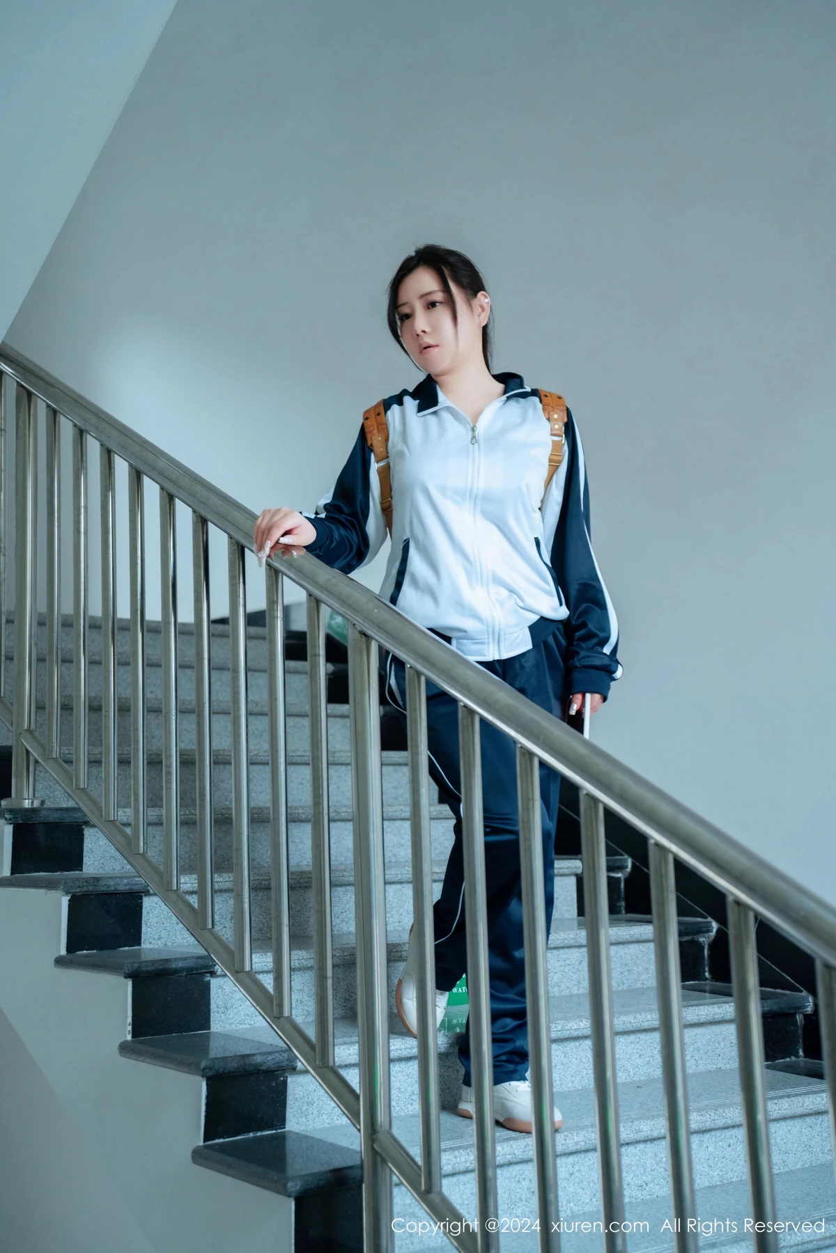 [XiuRen秀人网]No.8122_模特王婉悠Queen教师场景性感学生制服秀丰腴身材惹火诱惑写真80PXiuren秀人写真高清美女套图写真下载-看套图看套图