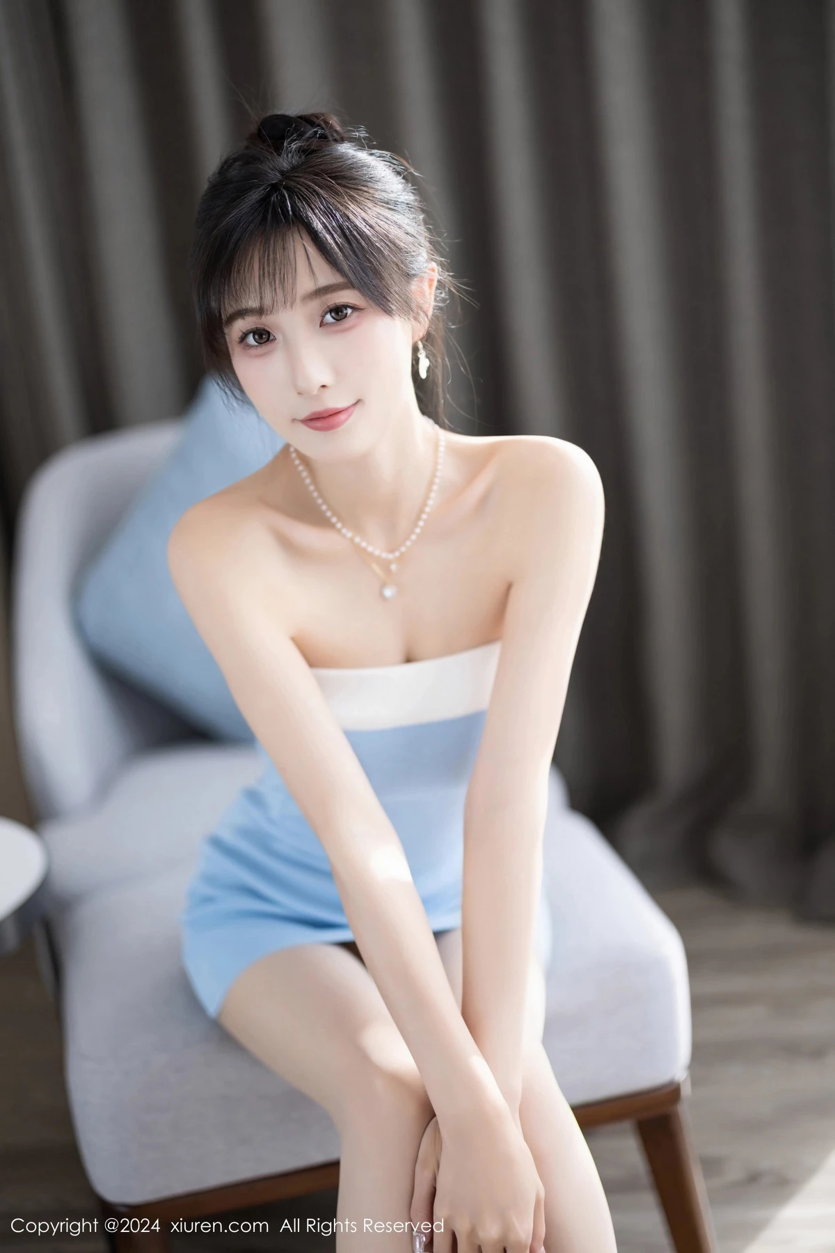 [XiuRen秀人网]No.8165_模特林星阑情趣修女服+蓝色服饰配超薄白丝秀曼妙身姿诱惑写真84PXiuren秀人写真高清美女套图写真下载-看套图看套图