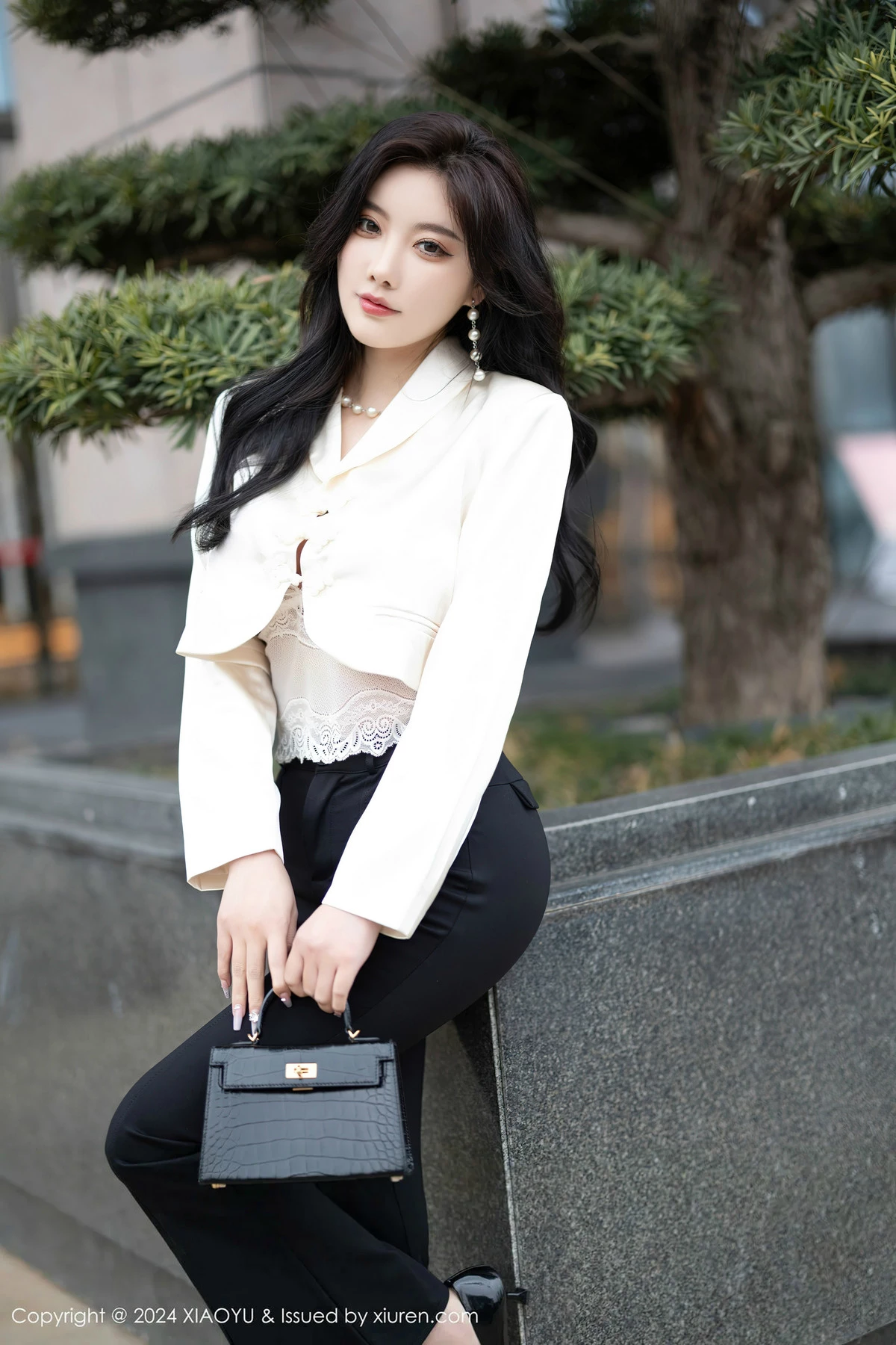 [XiaoYu画语界]Vol.1233_女神杨晨晨Yome性感白色蕾丝内衣+黑色情趣内衣完美诱惑写真80PXiuren秀人写真高清美女套图写真下载-看套图看套图