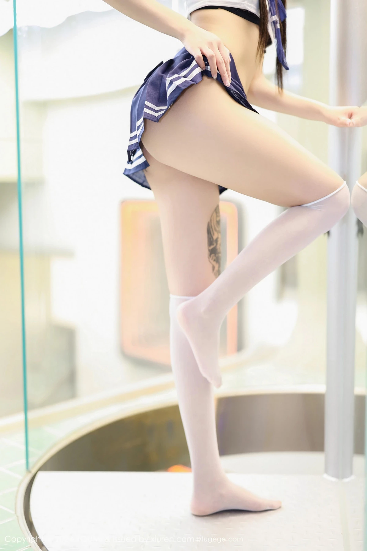 [YouMi尤蜜荟]Vol.1048_模特赵可欣baby性感超短JK制服配白色丝袜秀曼妙身姿完美写真51PXiuren秀人写真高清美女套图写真下载-看套图看套图