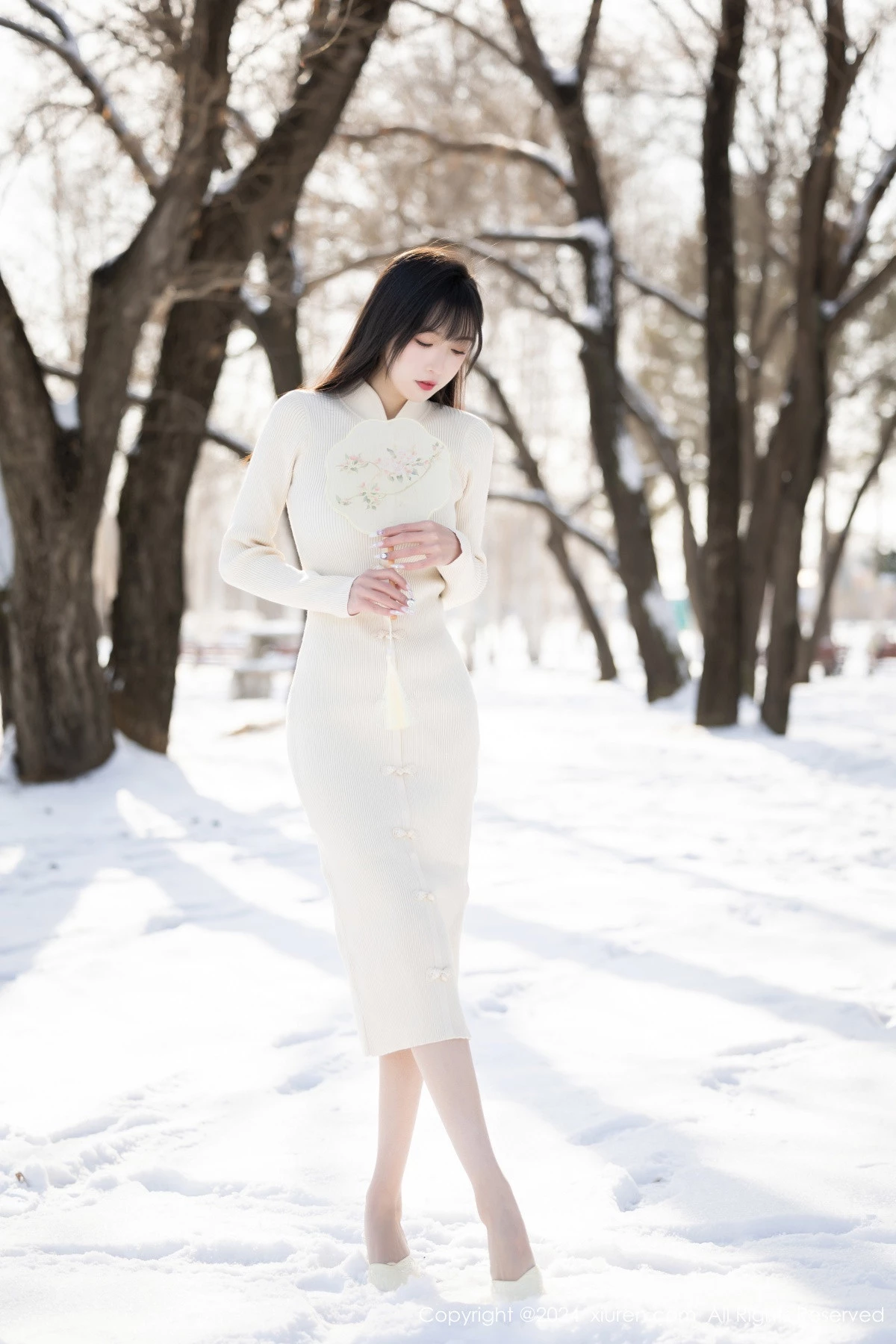 [XiuRen秀人网]No.8307_模特林星阑性感白色连衣长裙露白色吊带内衣秀曼妙身姿诱惑写真82PXiuren秀人写真高清美女套图写真下载-看套图看套图