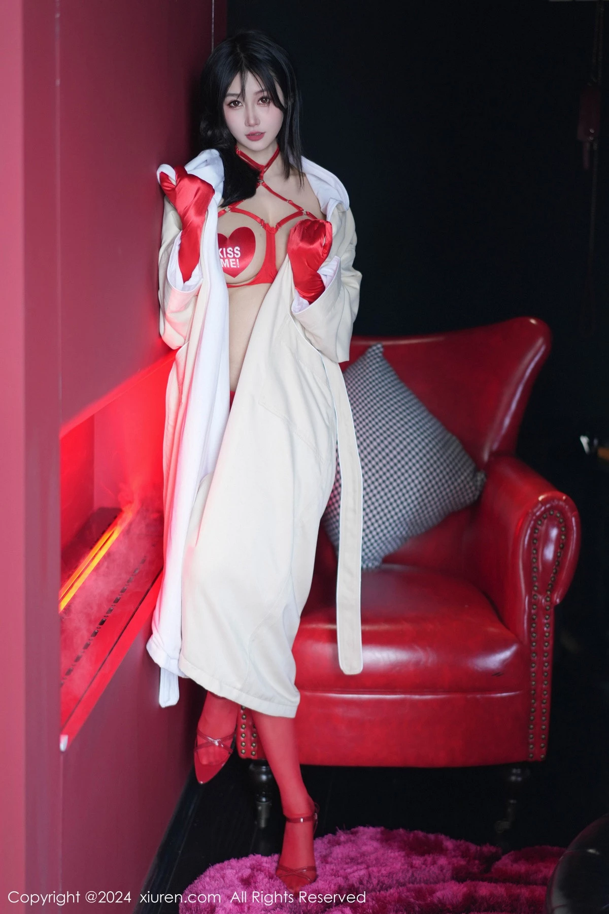 [XiuRen秀人网]No.8555_模特laura阿姣性感红色情趣内衣配红色丝袜秀曼妙身姿诱惑写真95PXiuren秀人写真高清美女套图写真下载-看套图看套图