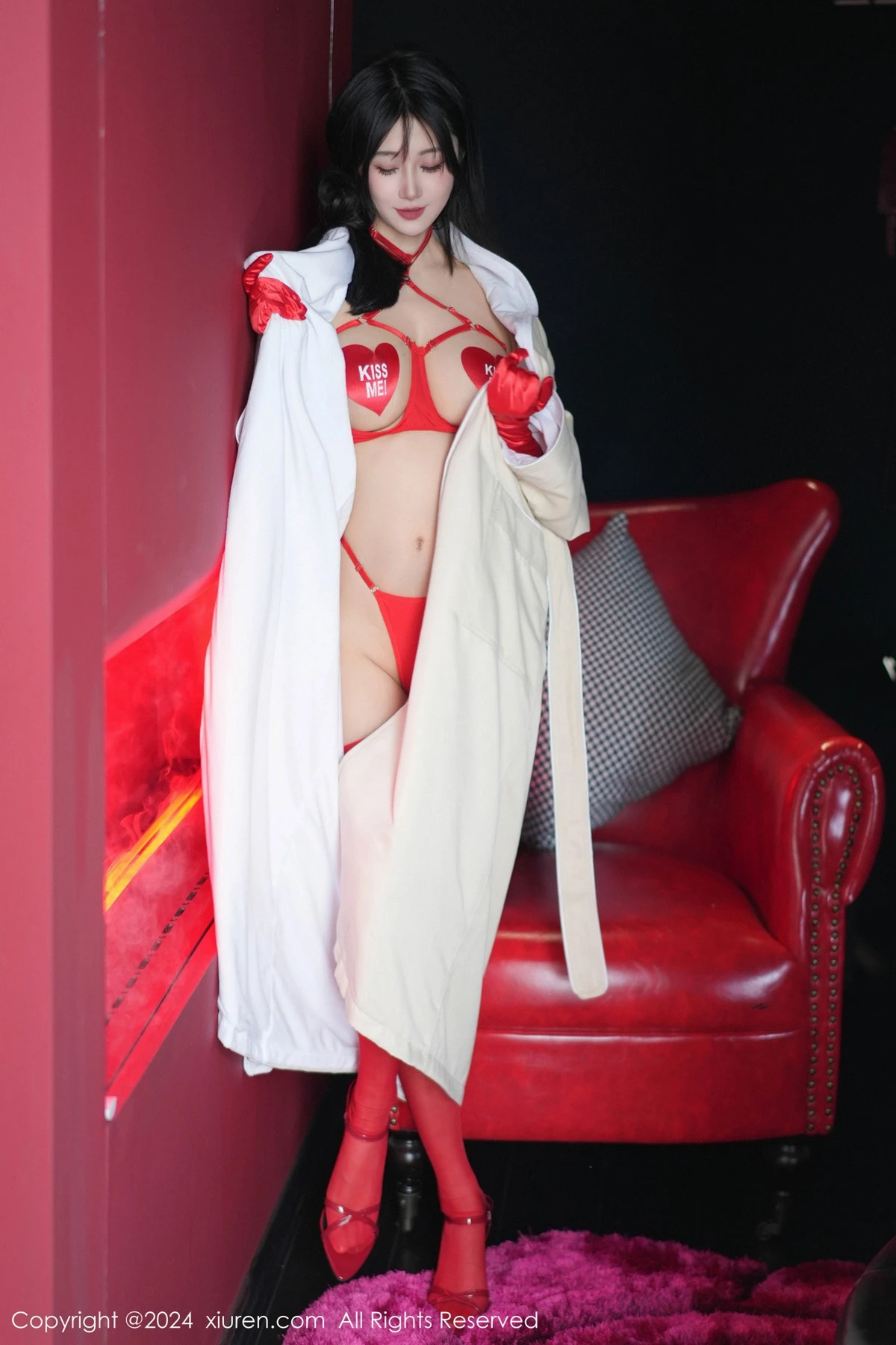 [XiuRen秀人网]No.8555_模特laura阿姣性感红色情趣内衣配红色丝袜秀曼妙身姿诱惑写真95PXiuren秀人写真高清美女套图写真下载-看套图看套图