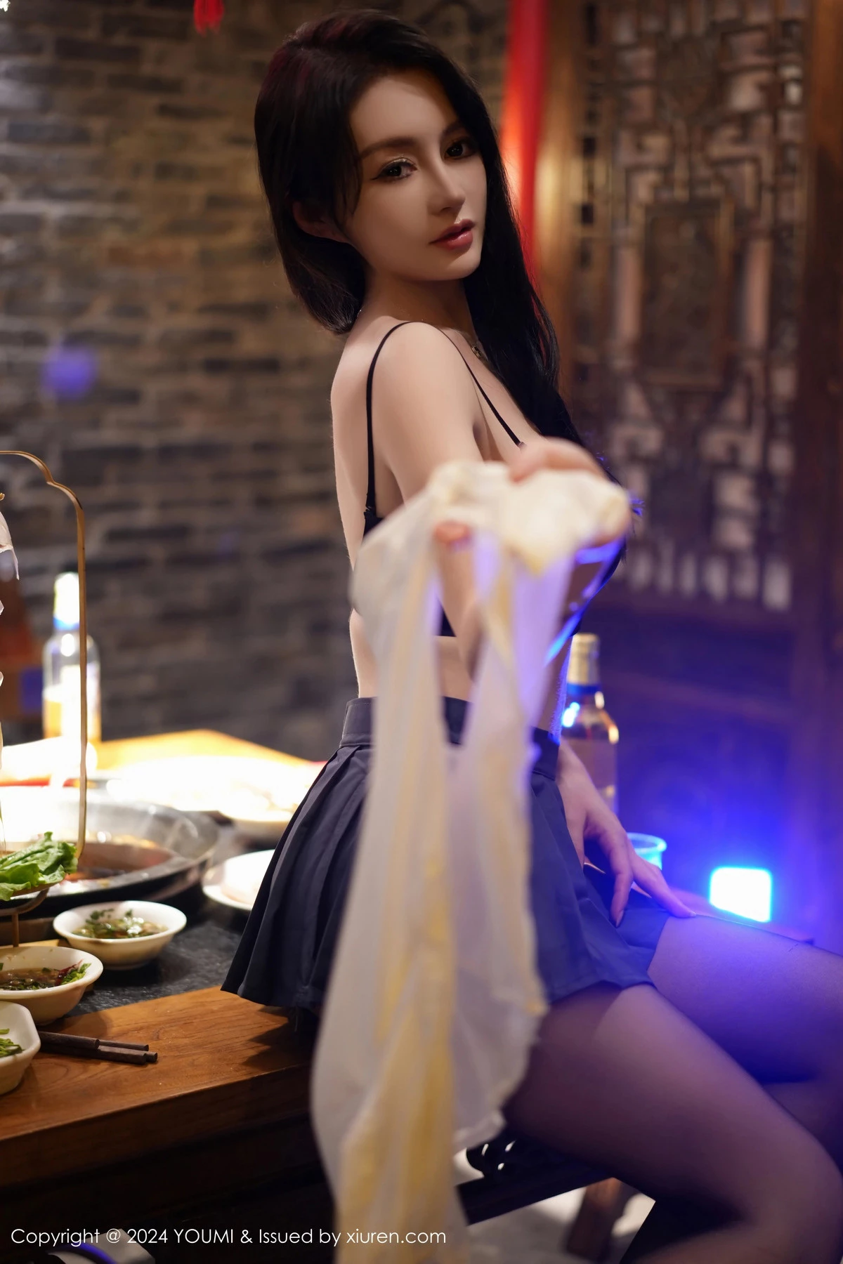 [YouMi尤蜜荟]Vol.1062_模特林幼一性感JK制服露黑色内衣配超薄黑丝秀完美身材诱惑写真70PXiuren秀人写真高清美女套图写真下载-看套图看套图