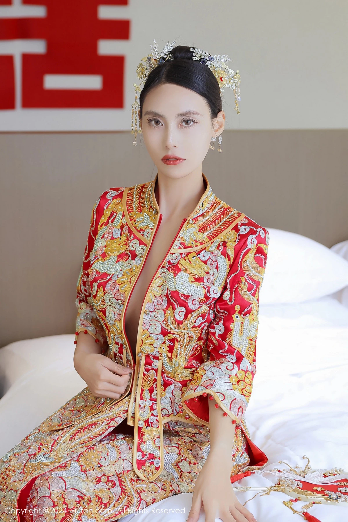 [XiuRen秀人网]No.8534_模特Lingyu69新娘主题性感红色中式新娘服饰秀惹火身段诱惑写真77PXiuren秀人写真高清美女套图写真下载-看套图看套图