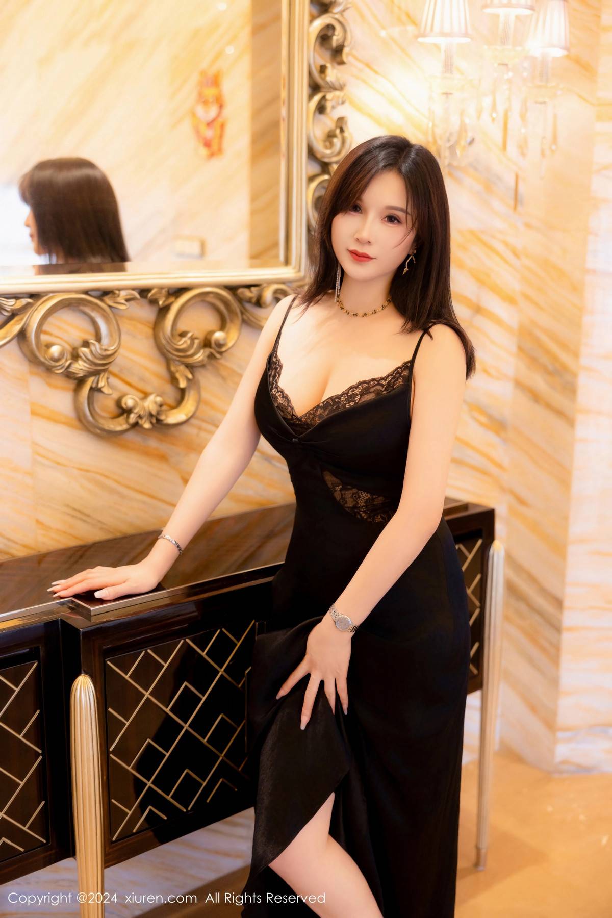 [XiuRen秀人网]No.8825_模特水水姐黑色连衣裙露黑色情趣内衣配黑丝吊袜极致魅惑写真73PXiuren秀人写真高清美女套图写真下载-看套图看套图