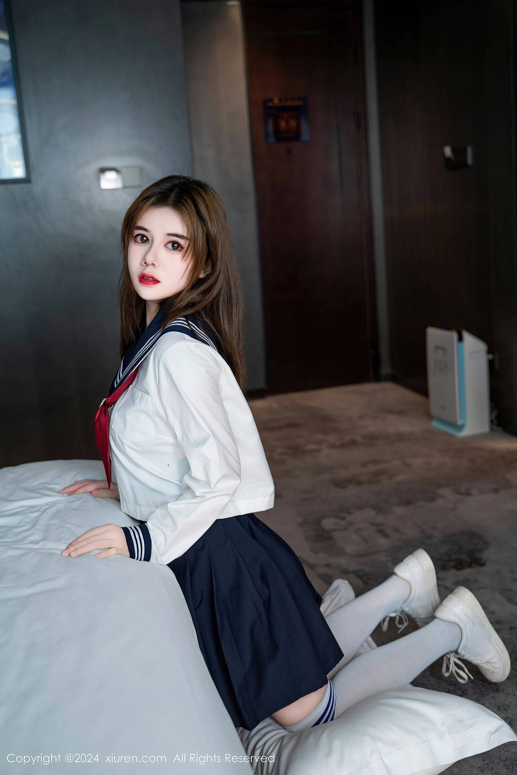 [XiuRen秀人网] No.8819 凌彩烟 清纯校花Xiuren秀人写真高清美女套图写真下载-看套图看套图
