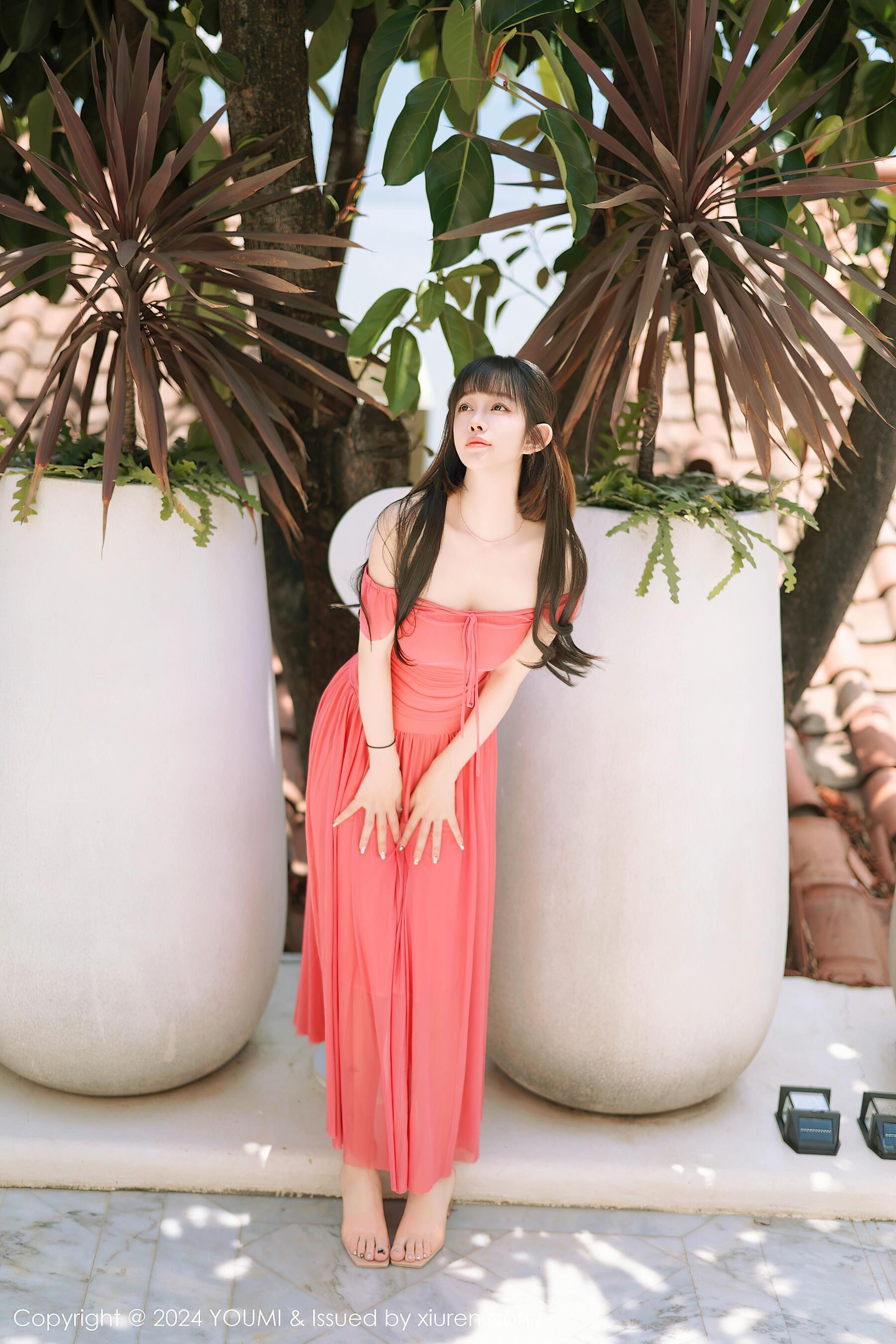 [YOUMI尤蜜荟] VOL.1077 王雨纯 丰腴美臀Xiuren秀人写真高清美女套图写真下载-看套图看套图