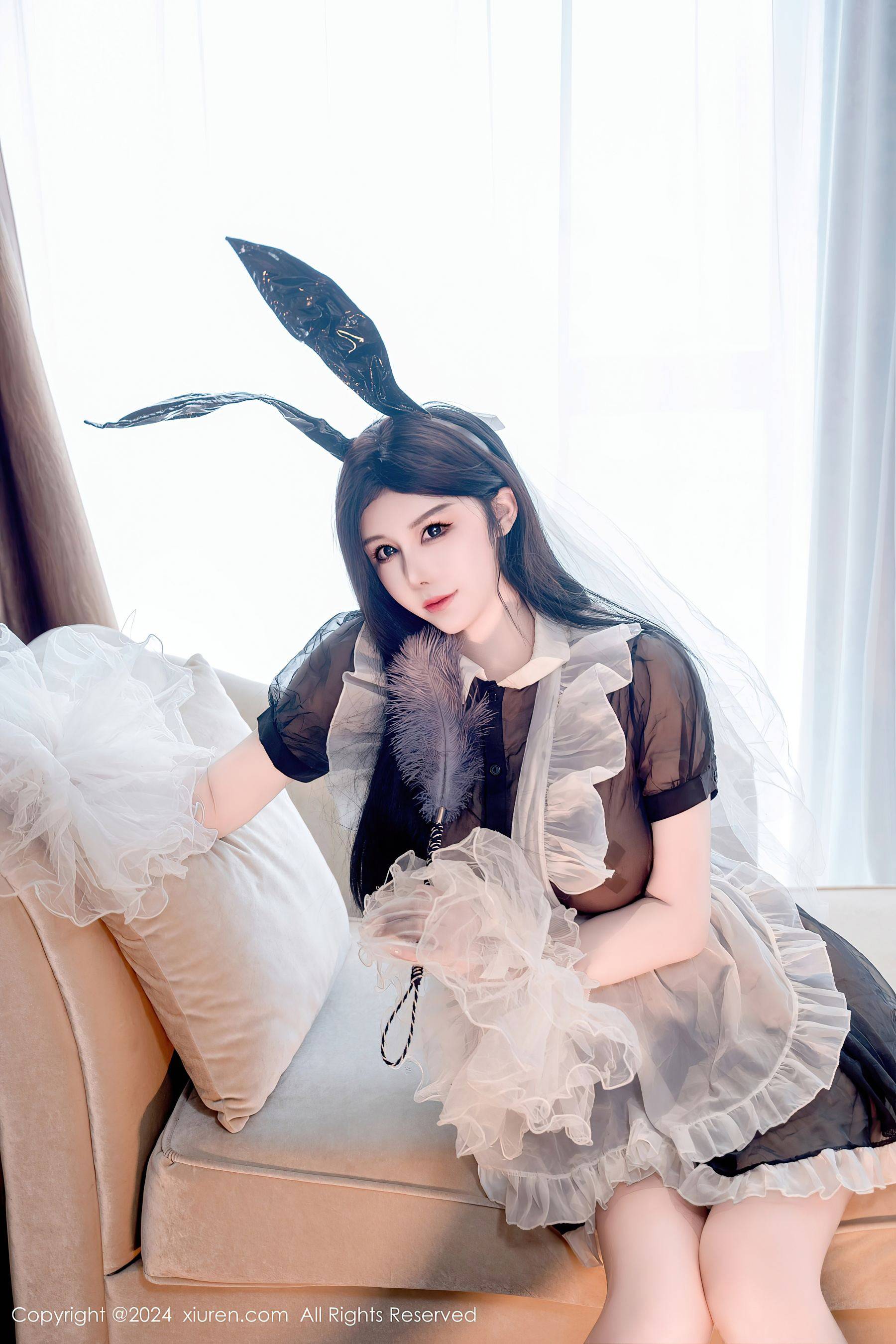 [XiuRen秀人网] No.9010 陈芊儿 丝袜美臀Xiuren秀人写真高清美女套图写真下载-看套图看套图