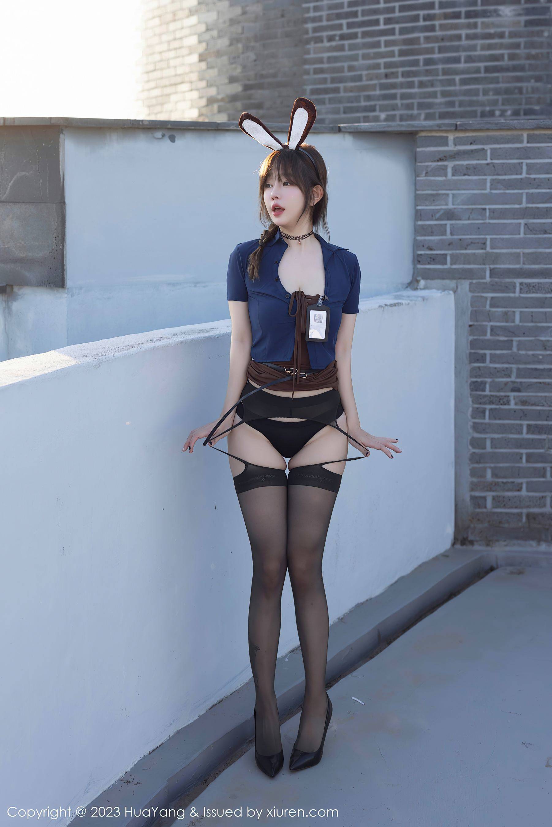 [HuaYang花漾] VOL.555 王雨纯 黑丝美臀Xiuren秀人写真高清美女套图写真下载-看套图看套图