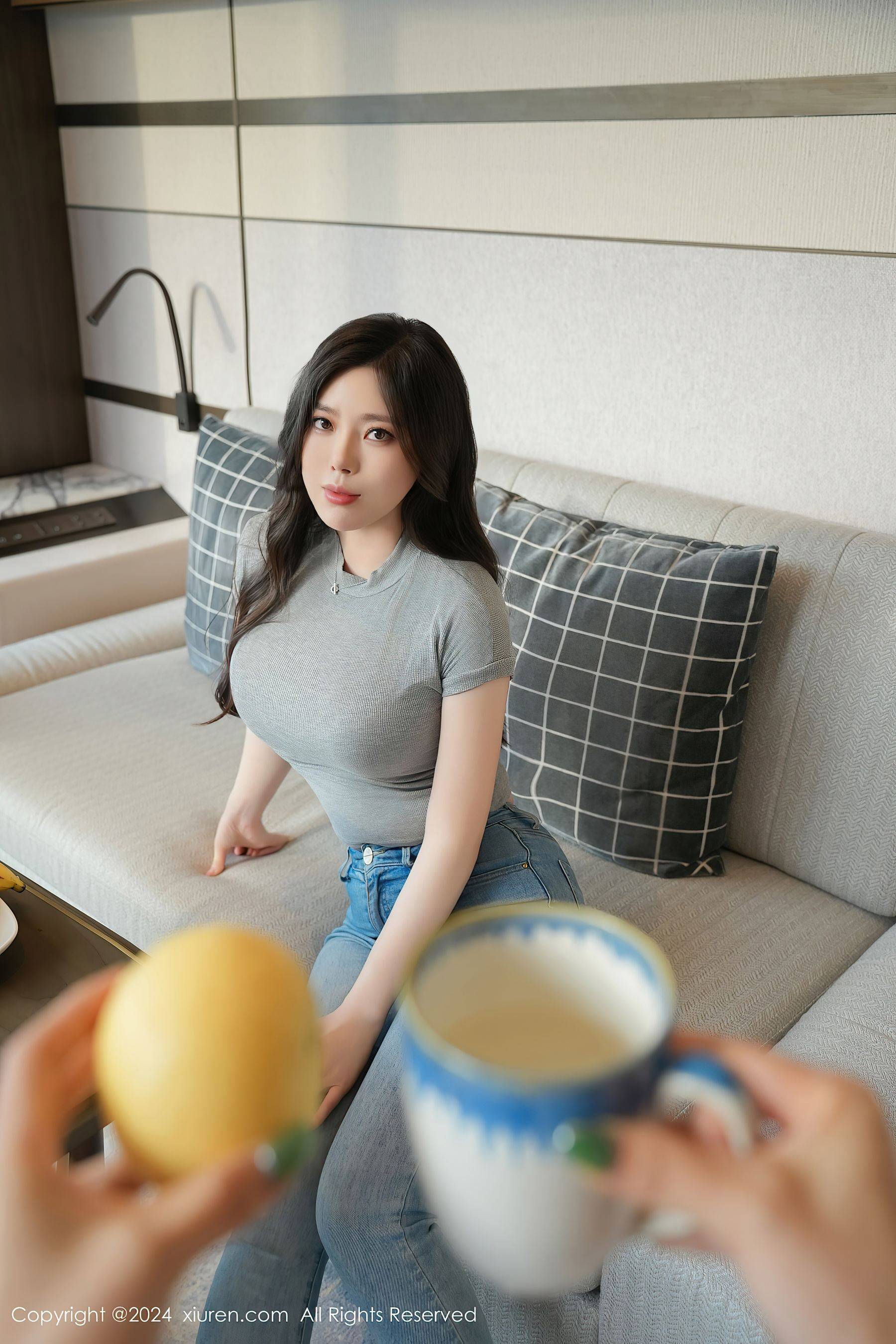 [XiuRen秀人网] No.8711 白茹雪abby 美腿丝袜Xiuren秀人写真高清美女套图写真下载-看套图看套图