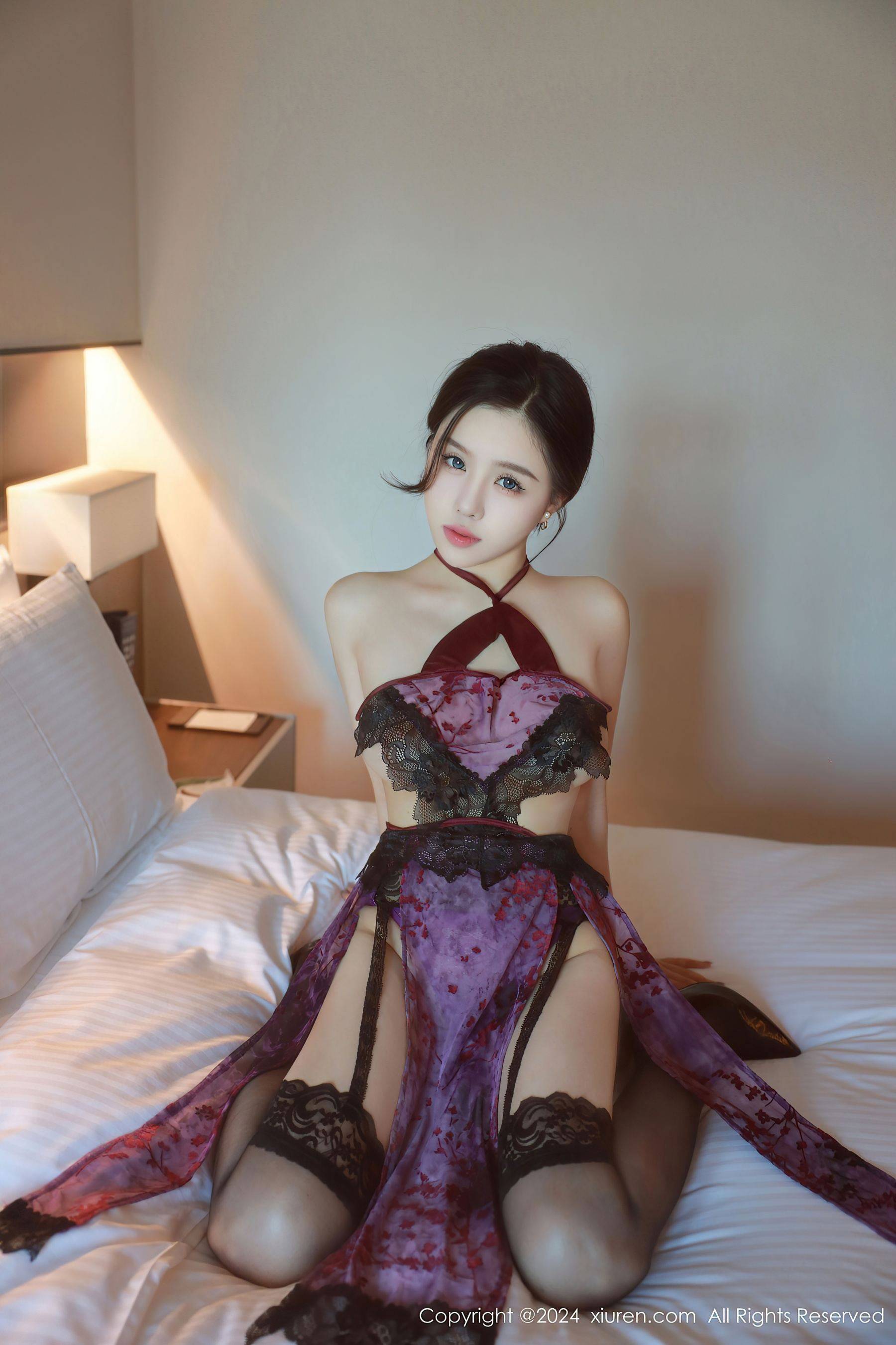 [XiuRen秀人网] No.9292 唐翩翩 美腿黑丝Xiuren秀人写真高清美女套图写真下载-看套图看套图