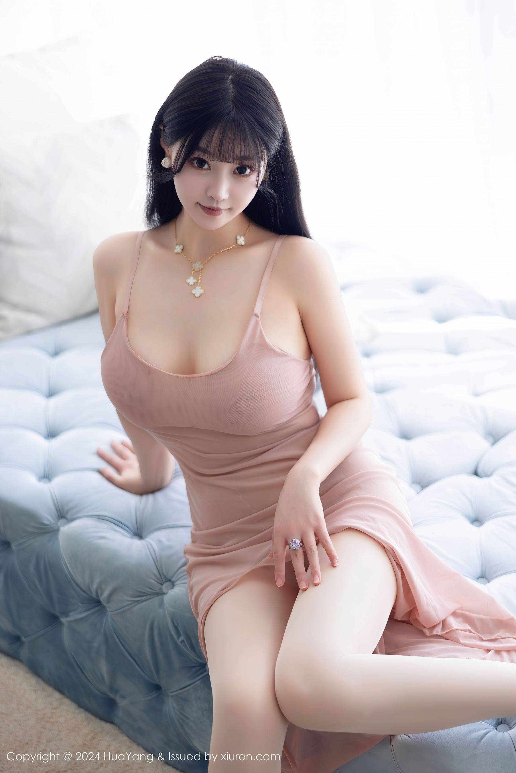 [HuaYang花漾] VOL.595 朱可儿Flora 丝袜美腿Xiuren秀人写真高清美女套图写真下载-看套图看套图