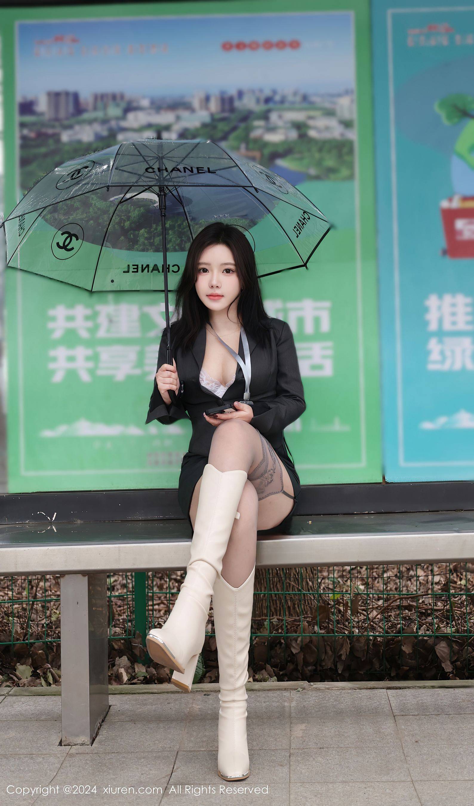 [XiuRen秀人网] No.9595 小薯条nienie 丝袜美腿Xiuren秀人写真高清美女套图写真下载-看套图看套图
