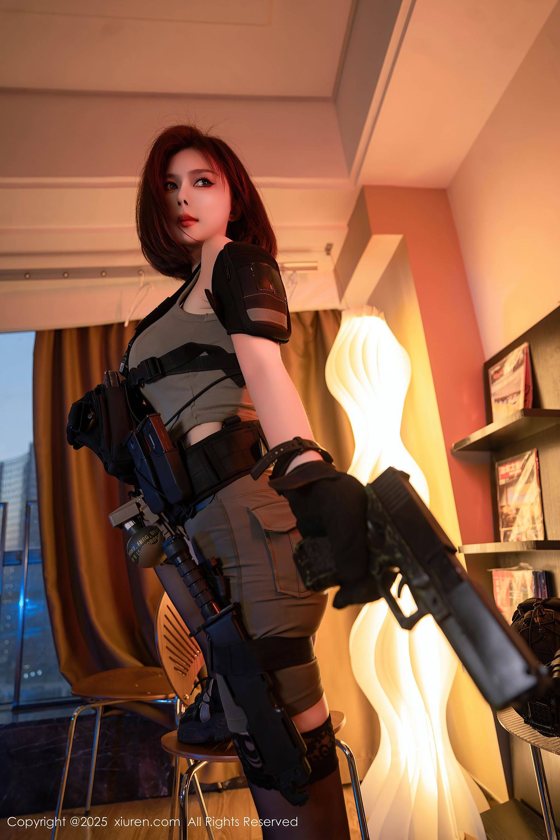 [XiuRen秀人网] No.9759 白芷yy 黑丝美腿Xiuren秀人写真高清美女套图写真下载-看套图看套图