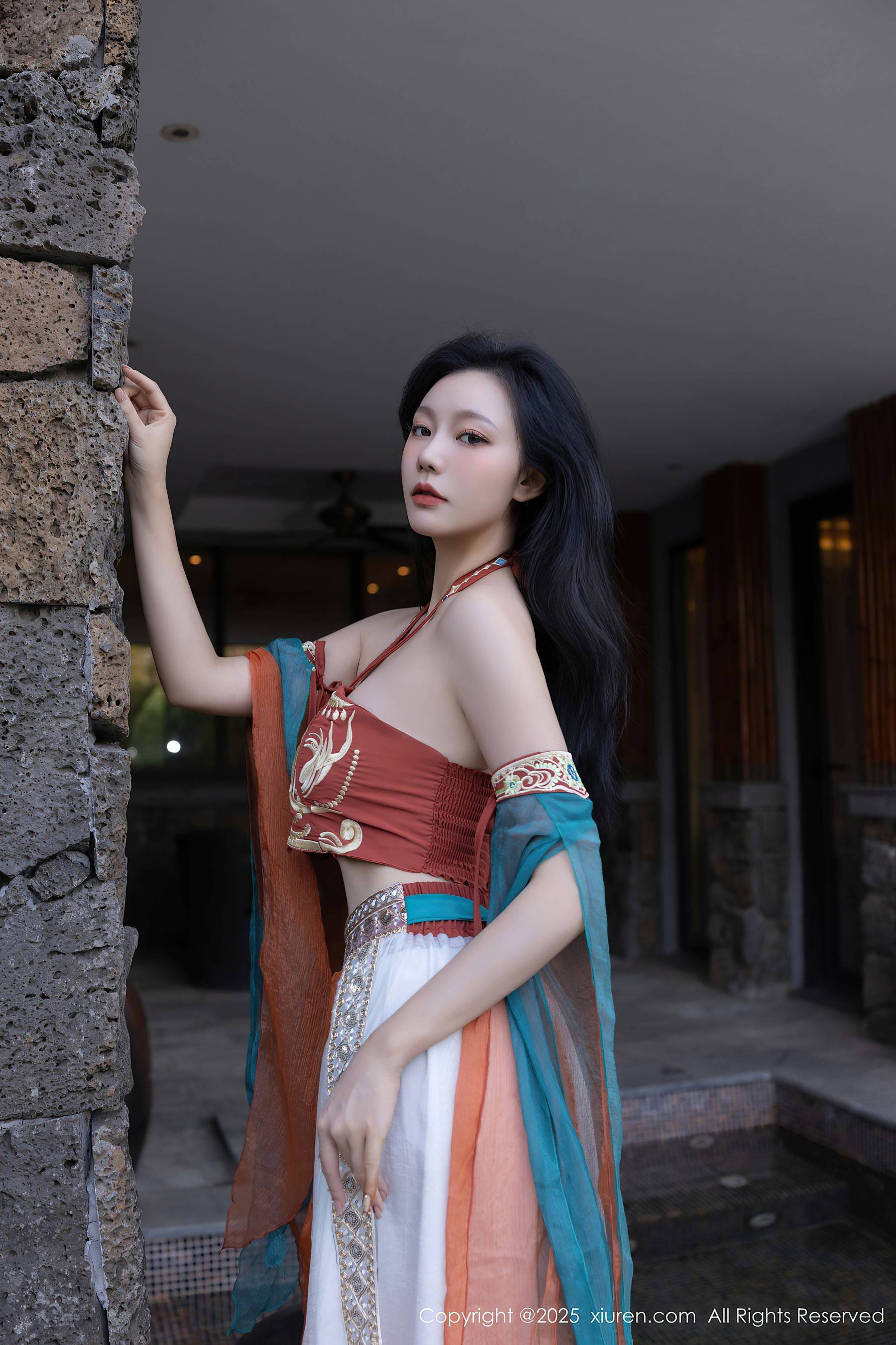 [XiuRen秀人网] No.9757 安然anran 丝袜美腿Xiuren秀人写真高清美女套图写真下载-看套图看套图