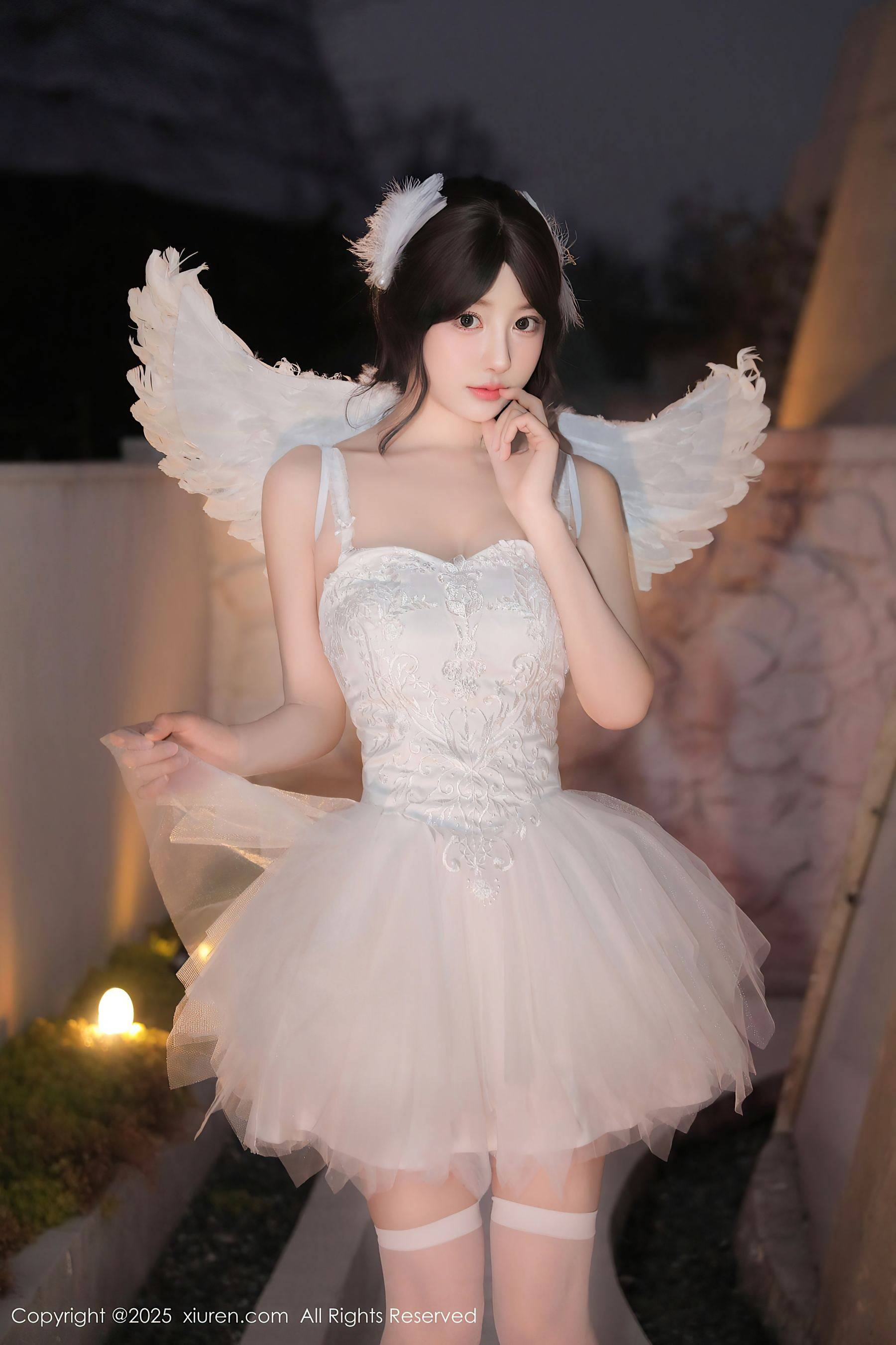 [XiuRen秀人网] No.9742 桃妖夭 丝袜美腿Xiuren秀人写真高清美女套图写真下载-看套图看套图