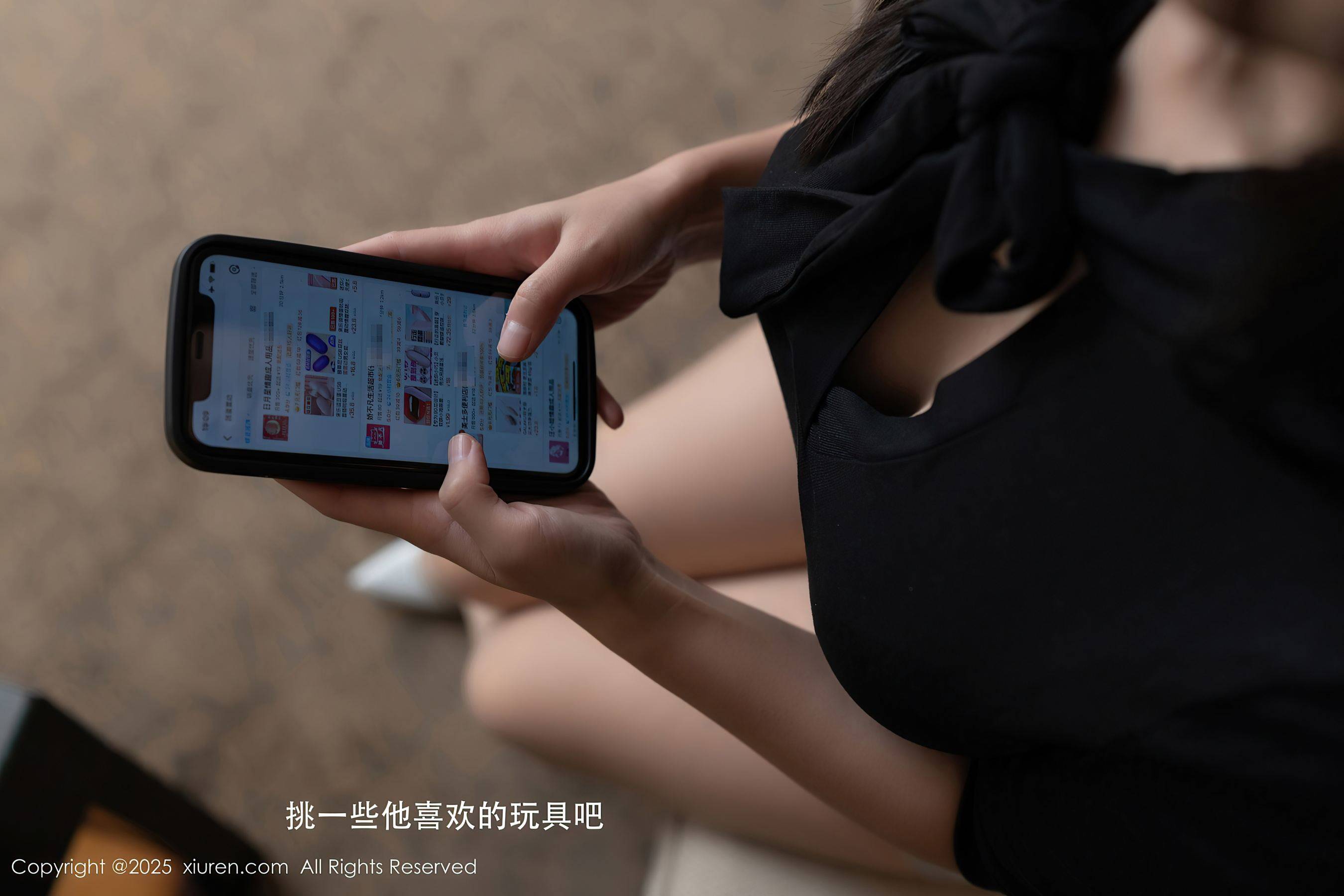 [XiuRen秀人网] No.9875 杏子Yada 丝袜美腿Xiuren秀人写真高清美女套图写真下载-看套图看套图