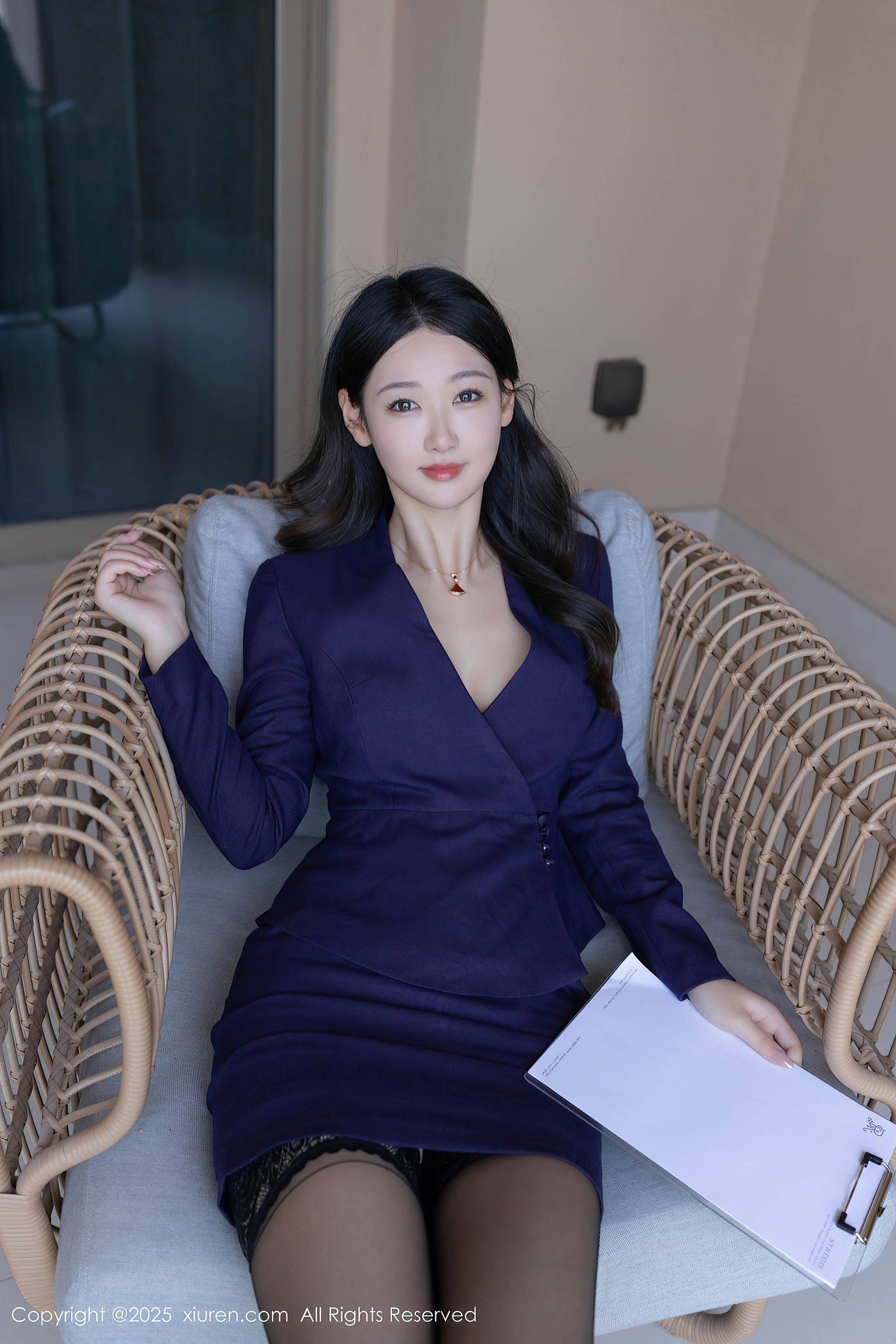 [XiuRen秀人网] No.10178 唐安琪 卡塔尔旅拍Xiuren秀人写真高清美女套图写真下载-看套图看套图