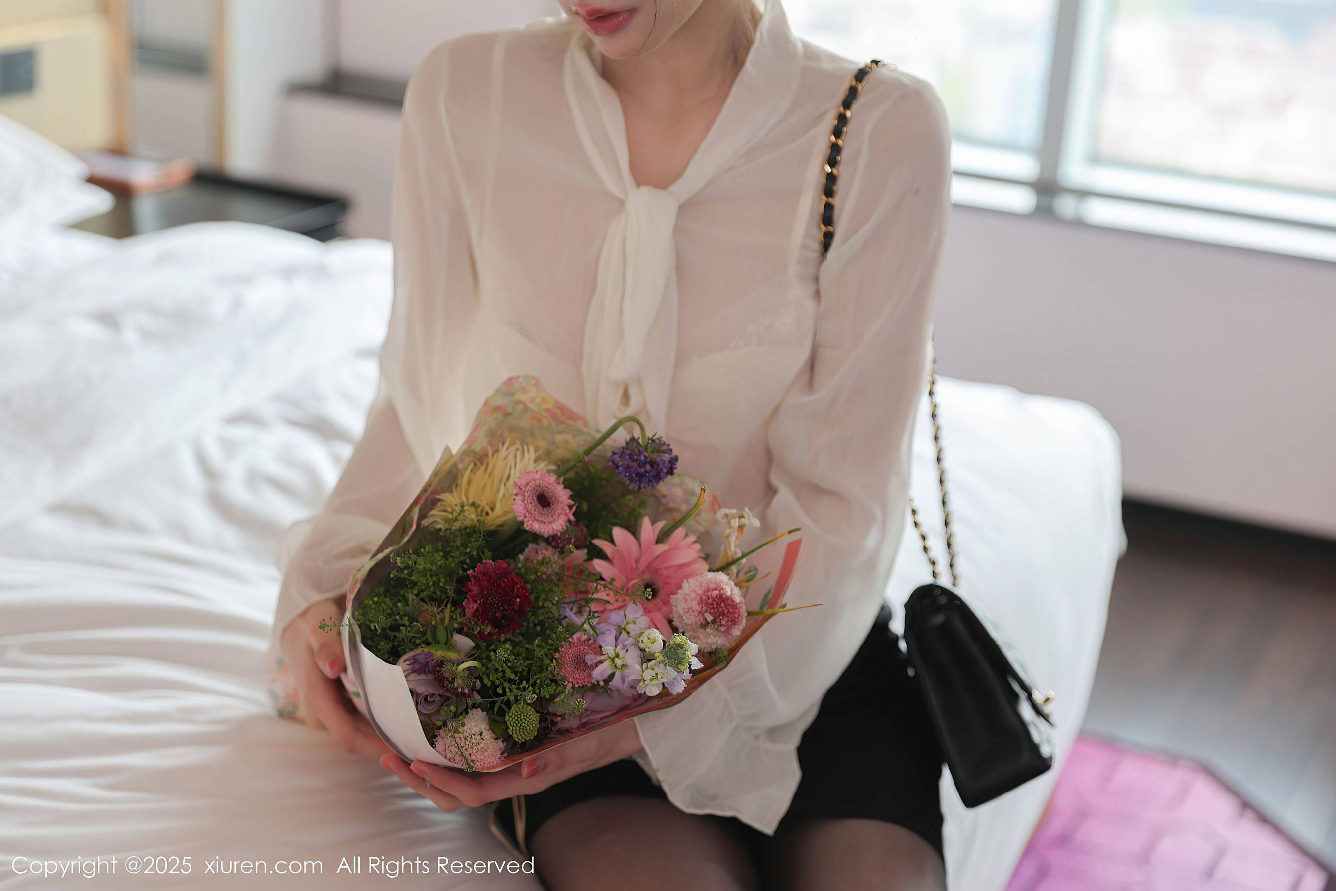 [XiuRen秀人网] No.10319 布丁wow 魅惑黑丝Xiuren秀人写真高清美女套图写真下载-看套图看套图