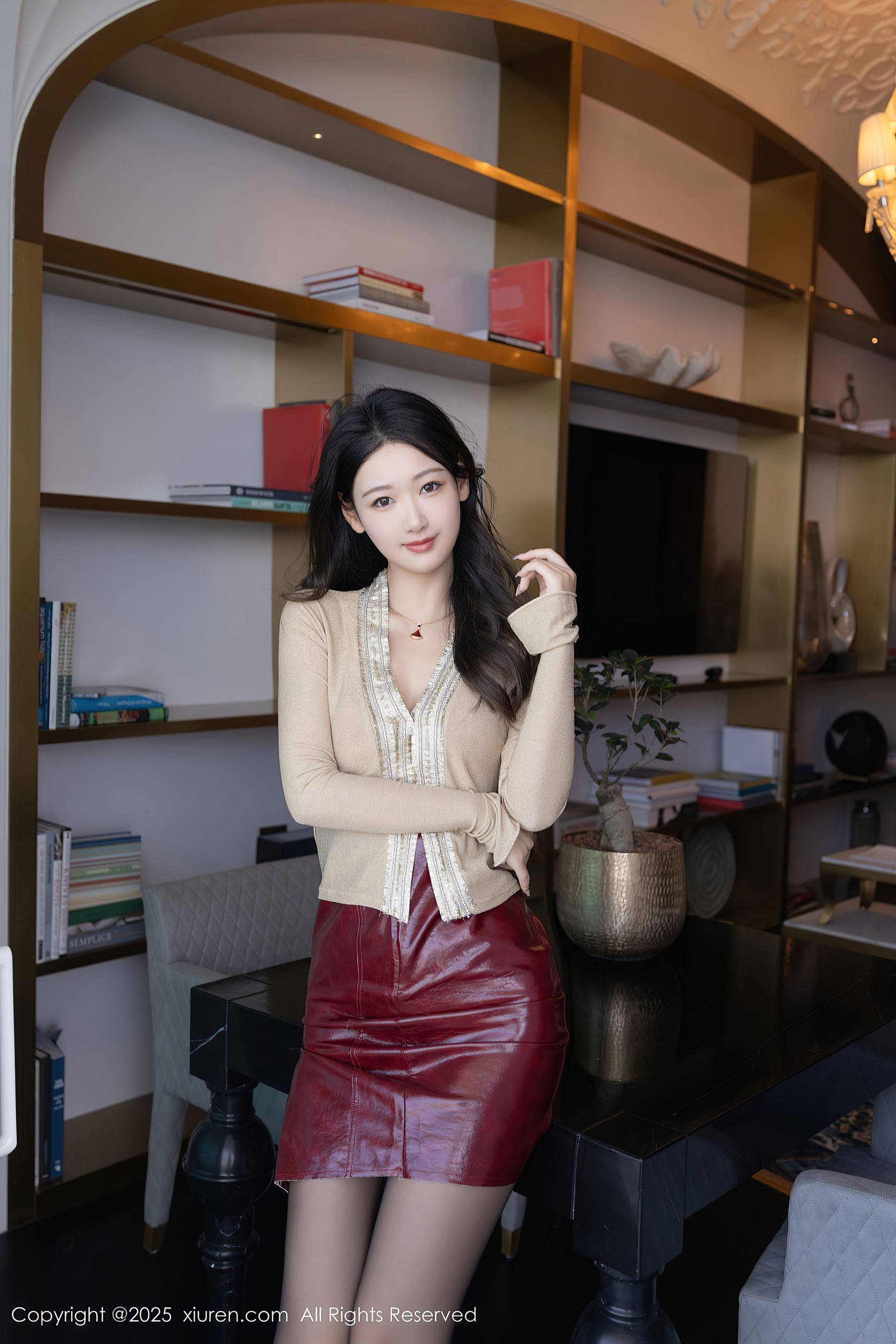 [XiuRen秀人网] No.10296 唐安琪 红色皮裙Xiuren秀人写真高清美女套图写真下载-看套图看套图