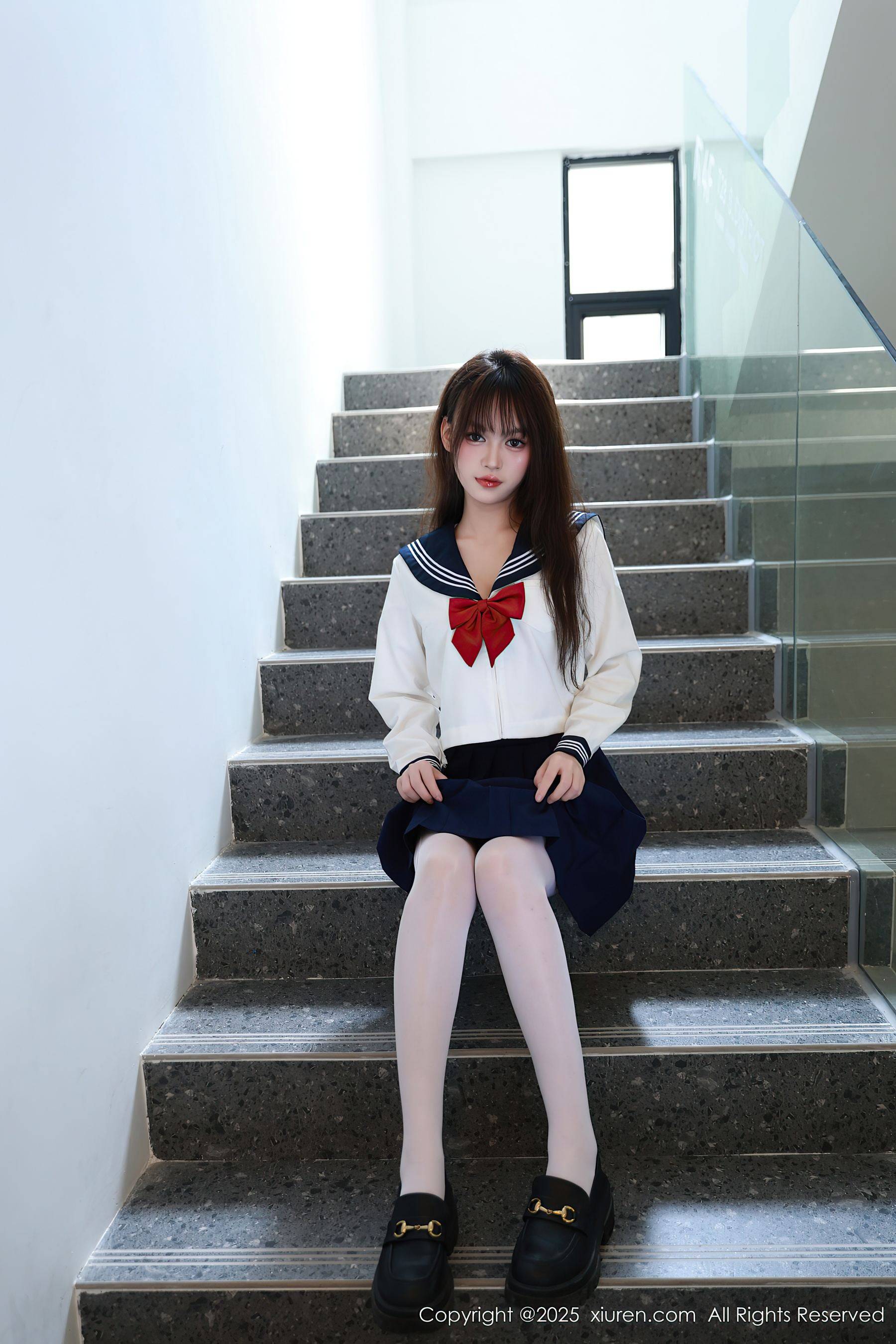 [XiuRen秀人网] No.10458 糯咪 JK制服Xiuren秀人写真高清美女套图写真下载-看套图看套图