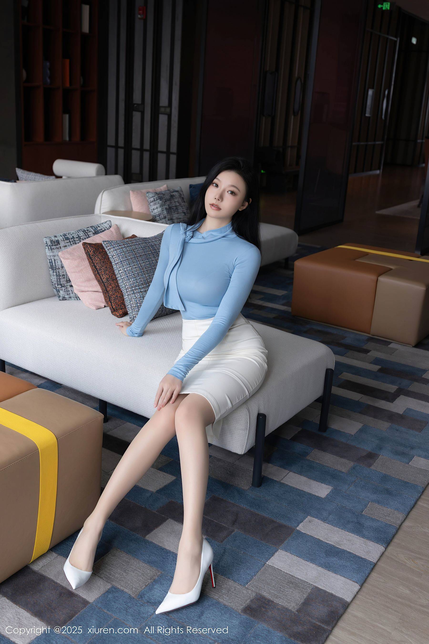 [XiuRen秀人网] No.10424 安然anran 性感蓝色Xiuren秀人写真高清美女套图写真下载-看套图看套图