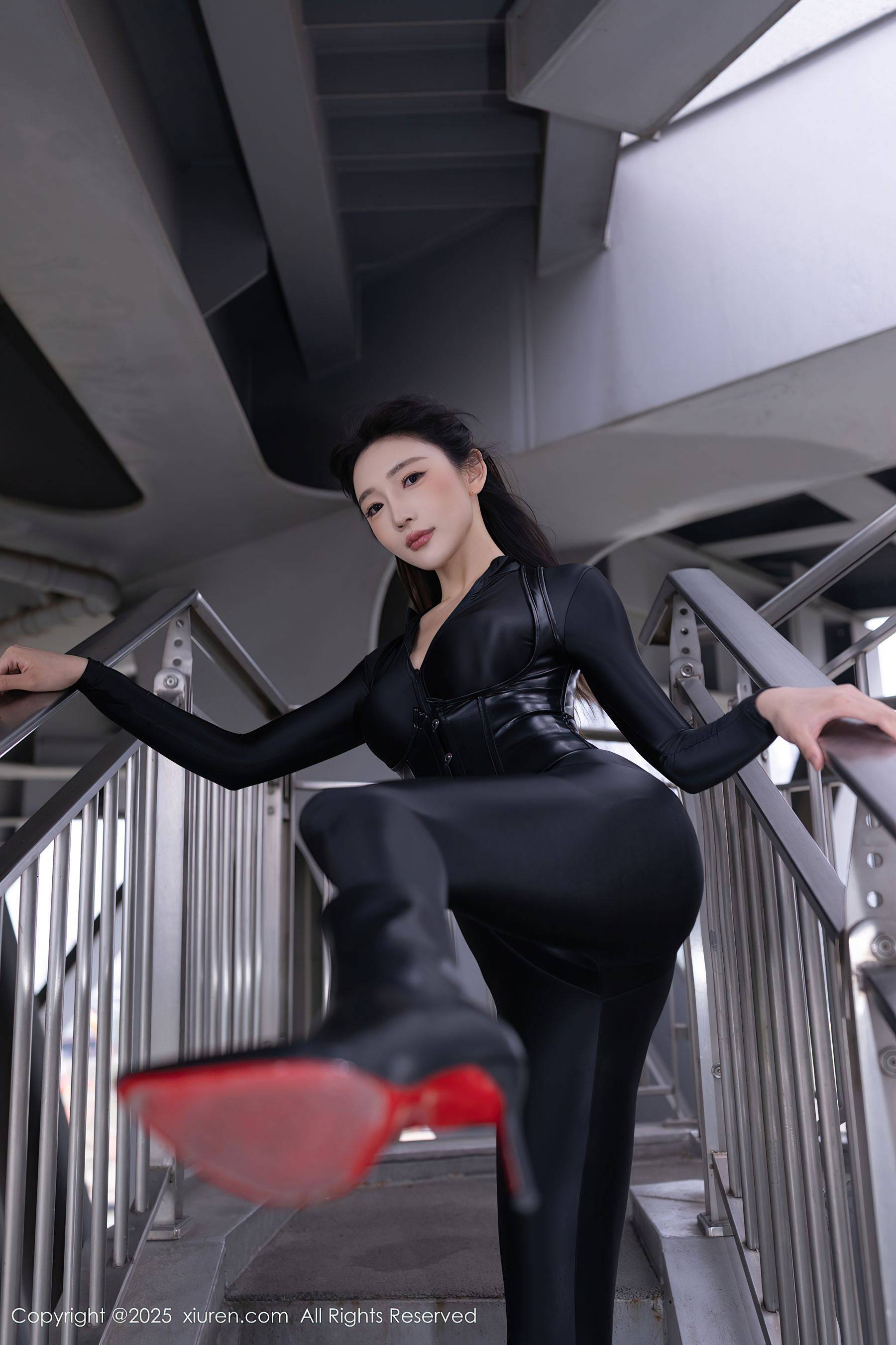 [XiuRen秀人网] No.10404 陆萱萱 土耳其旅拍Xiuren秀人写真高清美女套图写真下载-看套图看套图