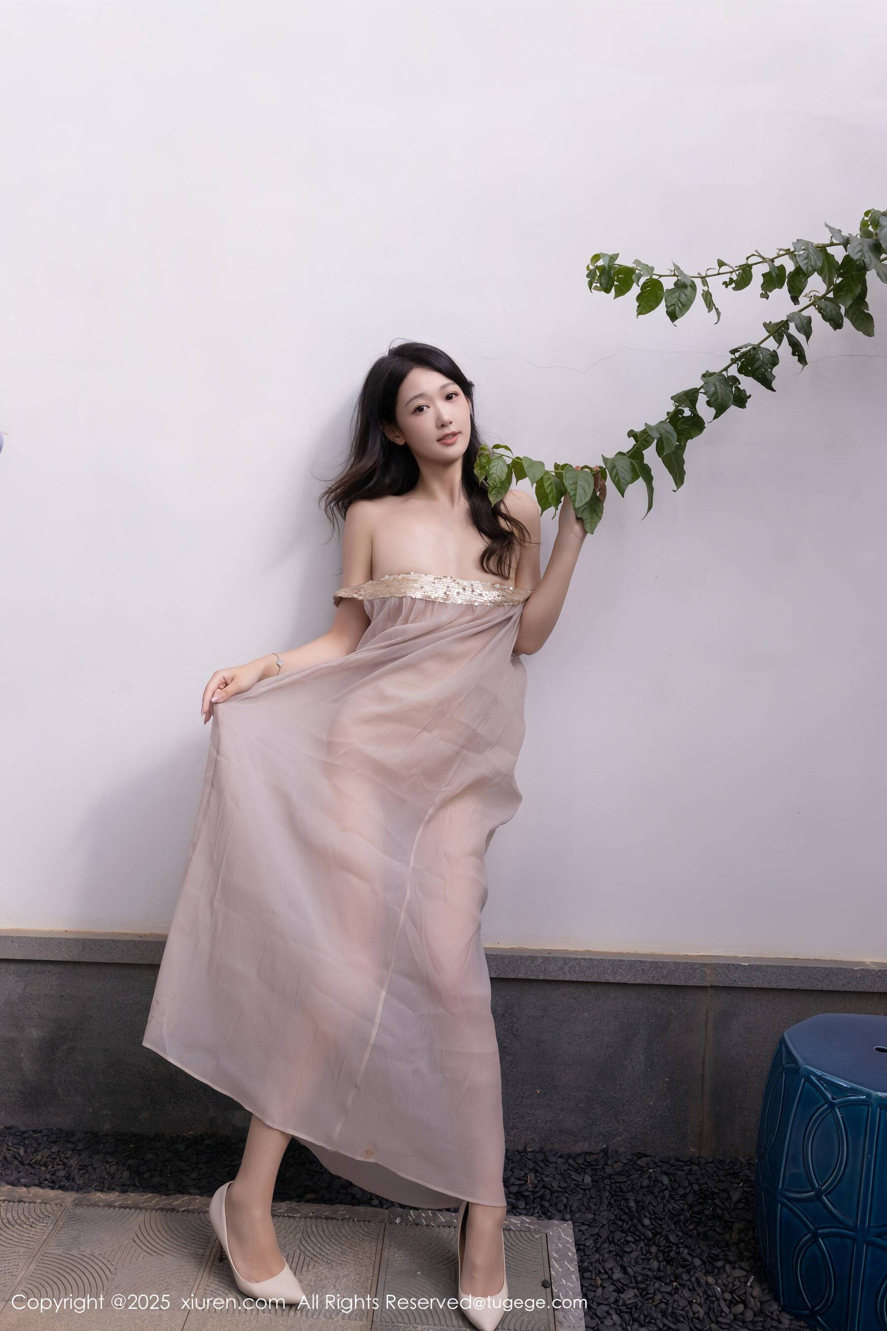 [XiuRen秀人网] 唐安琪 No.10619Xiuren秀人写真高清美女套图写真下载-看套图看套图