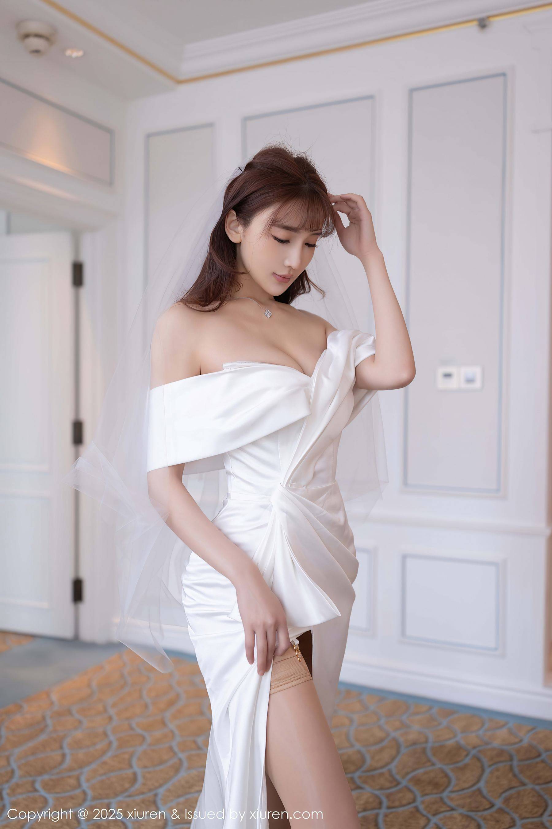 [XiuRen秀人网] No.10535 陆萱萱 撩人心怀Xiuren秀人写真高清美女套图写真下载-看套图看套图