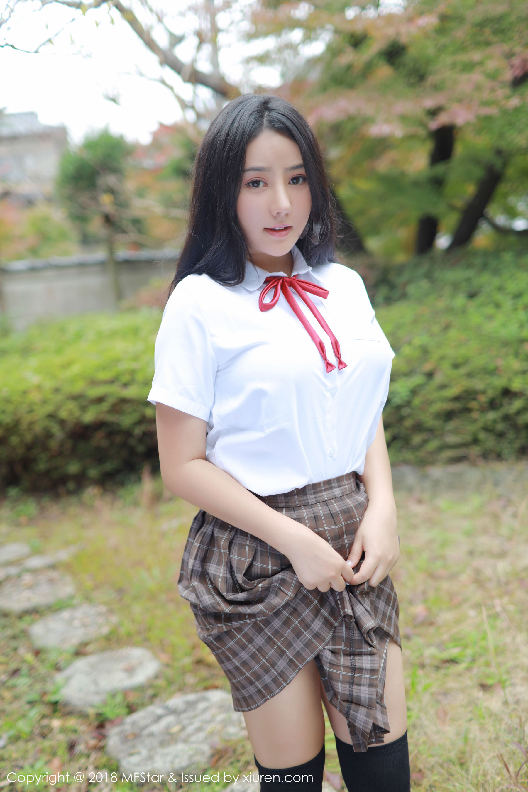 图片[2]Xiuren秀人写真高清美女套图写真下载-看套图[模范学院MFStar] Vol.163 Manuela玛鲁娜Xiuren秀人写真高清美女套图写真下载-看套图看套图