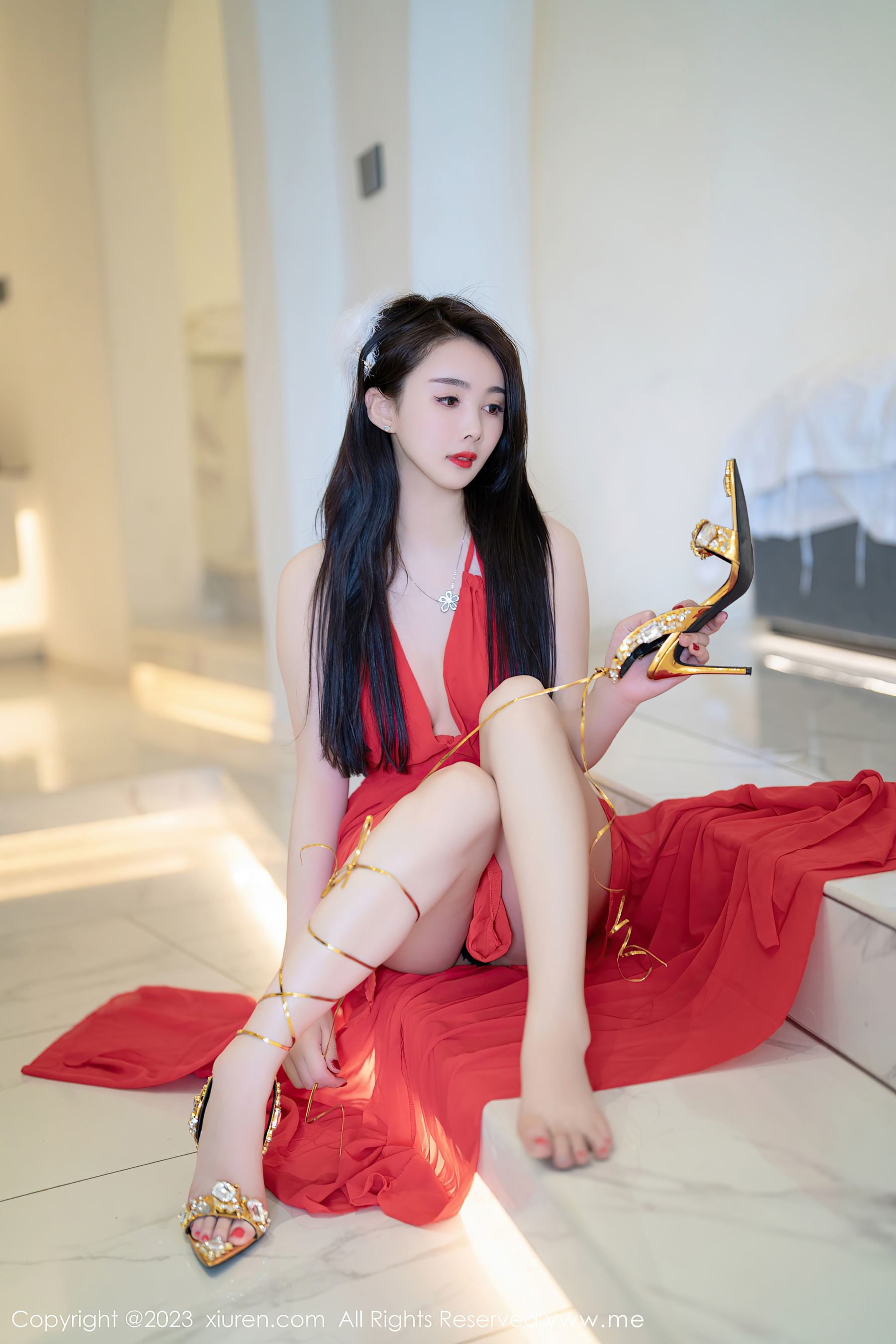 图片[1]Xiuren秀人写真高清美女套图写真下载-看套图[XiuRen秀人网] No.7517 summer宝宝 丝袜美腿Xiuren秀人写真高清美女套图写真下载-看套图看套图
