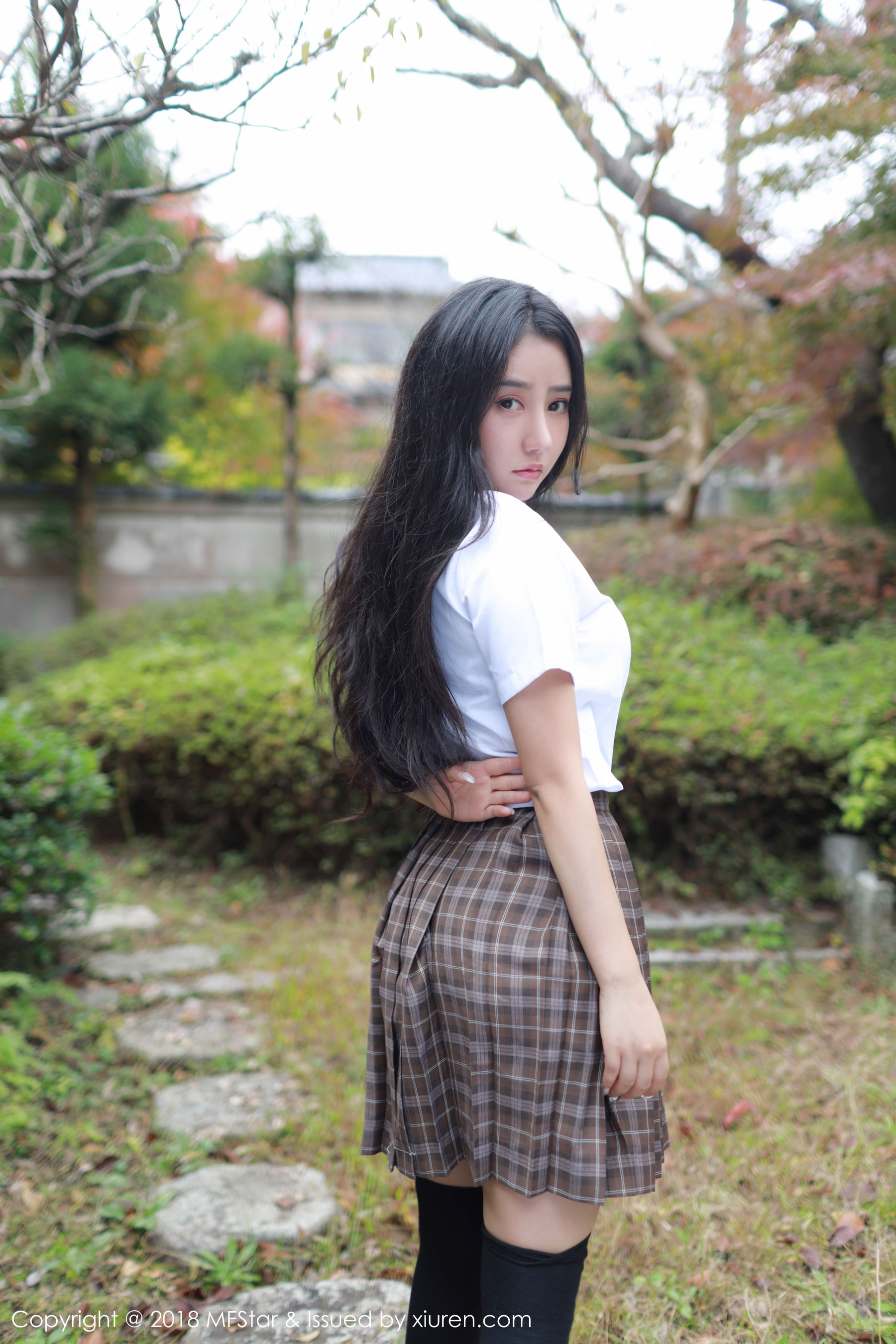 图片[4]Xiuren秀人写真高清美女套图写真下载-看套图[模范学院MFStar] Vol.163 Manuela玛鲁娜Xiuren秀人写真高清美女套图写真下载-看套图看套图