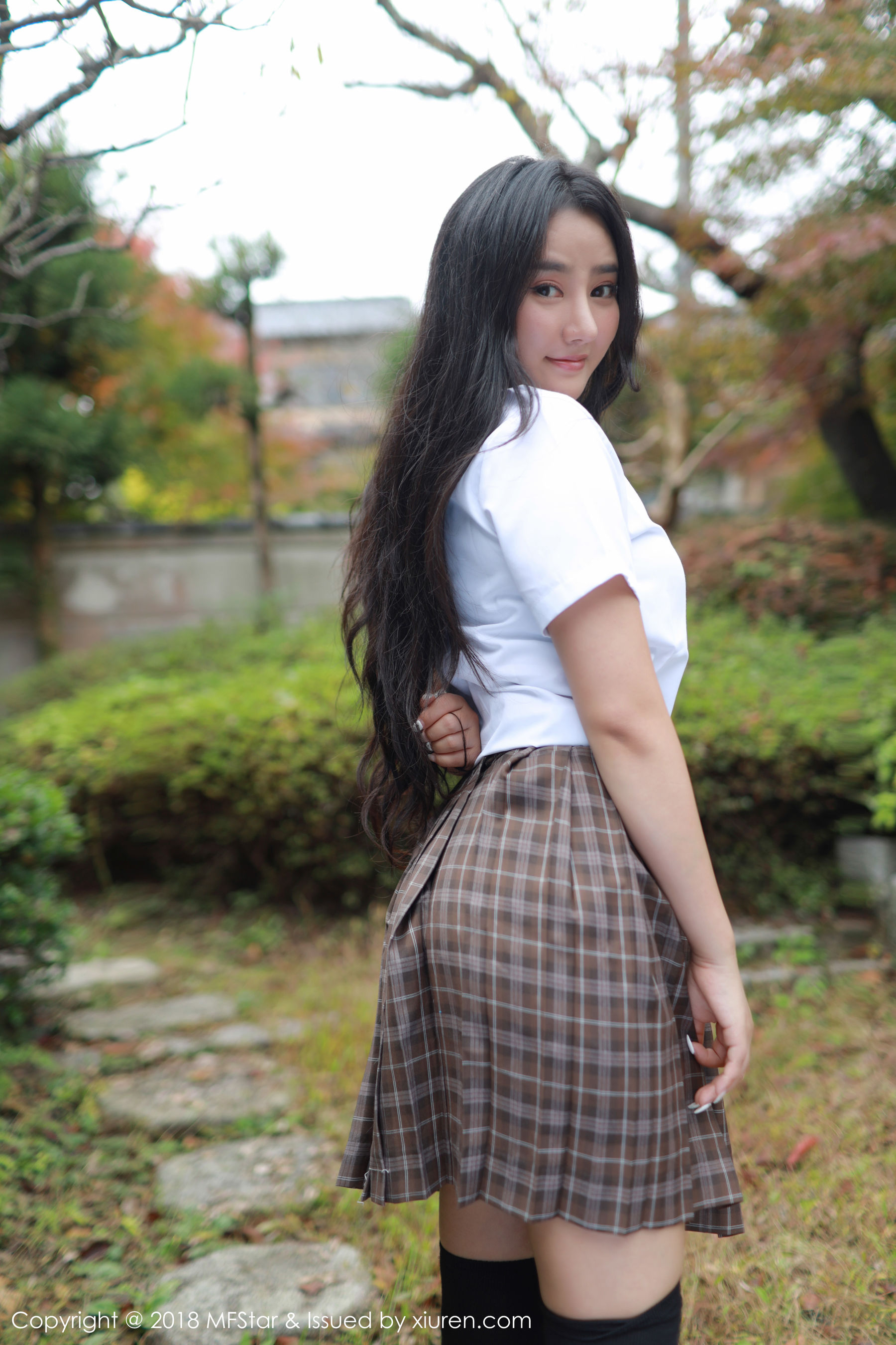 图片[5]Xiuren秀人写真高清美女套图写真下载-看套图[模范学院MFStar] Vol.163 Manuela玛鲁娜Xiuren秀人写真高清美女套图写真下载-看套图看套图